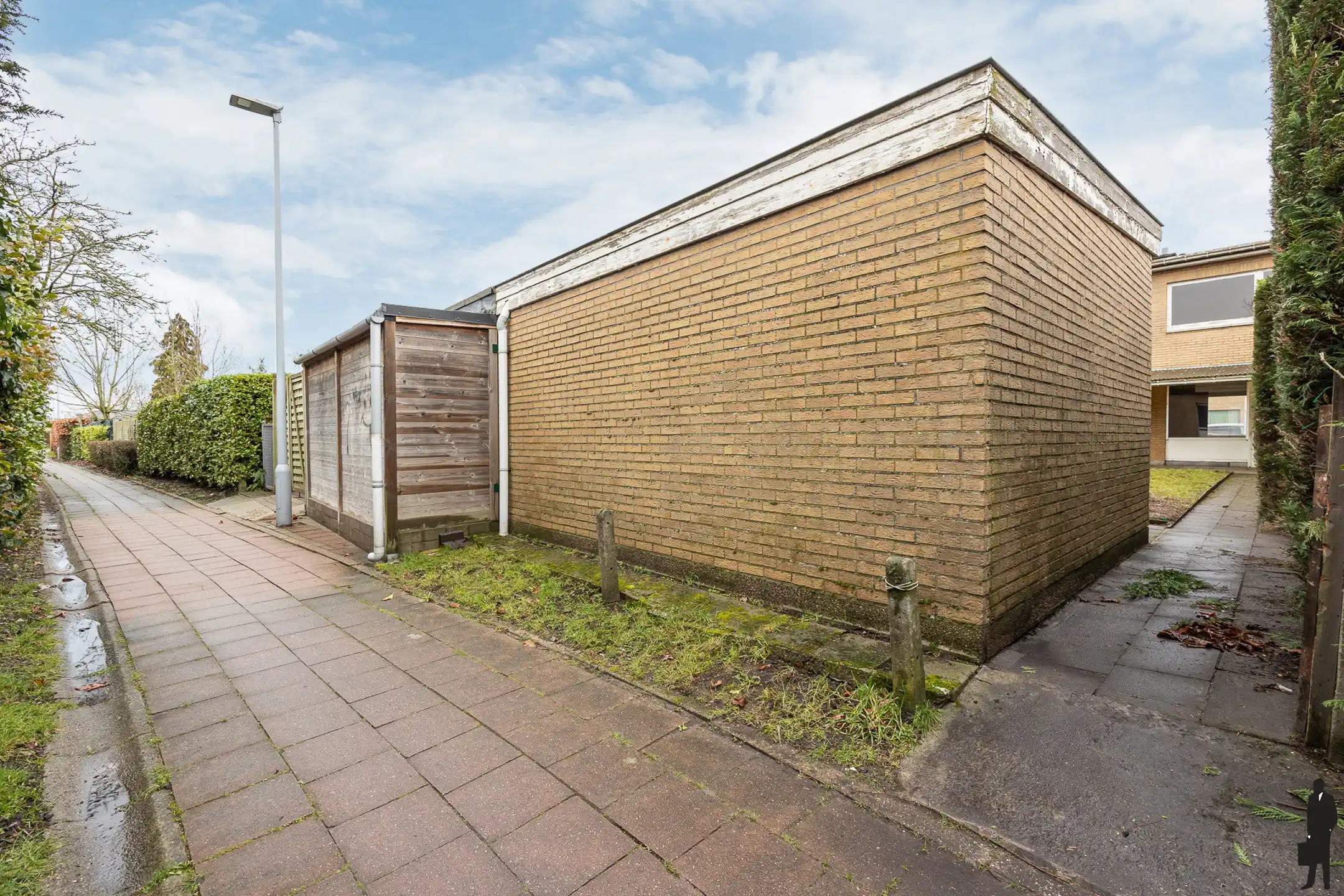 Te renoveren woning op toplocatie in het centrum van Beveren foto 14