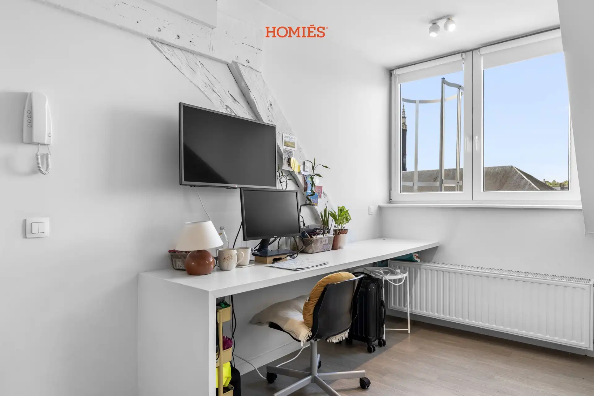 Zeer ruime studentenkamer met mezzanine foto 11