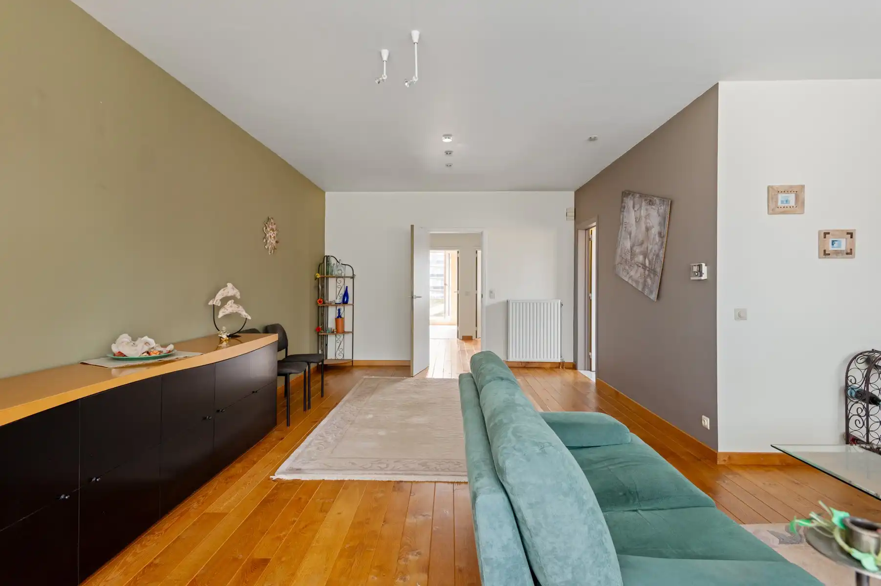Lichtrijk appartement met garage op uitstekende ligging foto 3