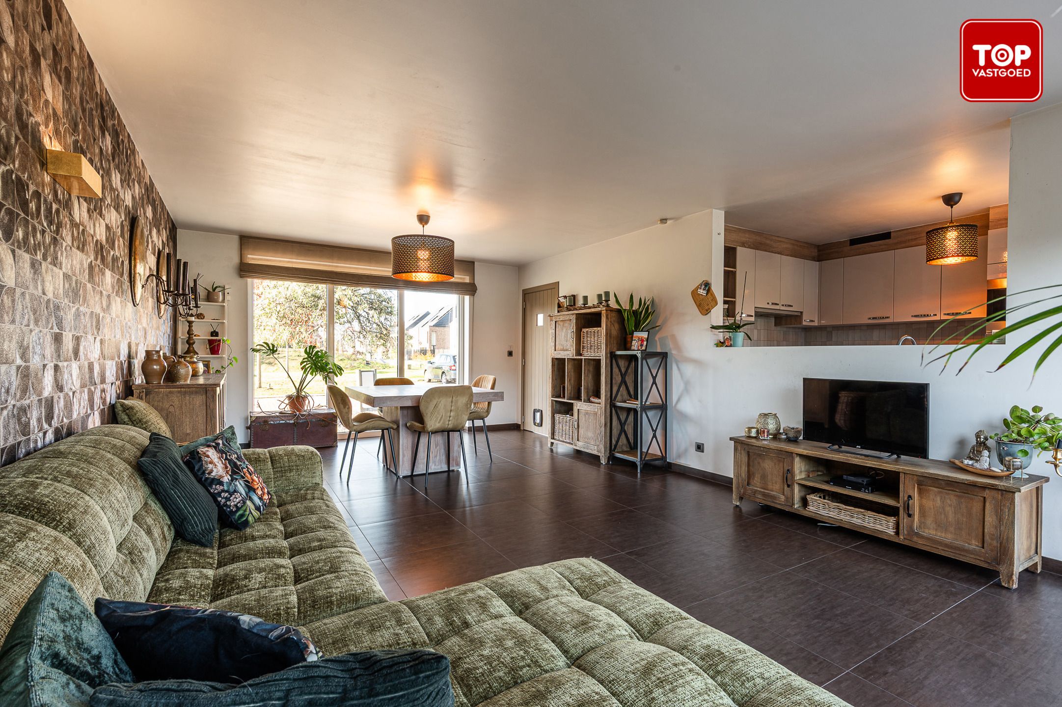 Energiezuinige woning met 3 slaapkamers en prachtige tuin foto 4