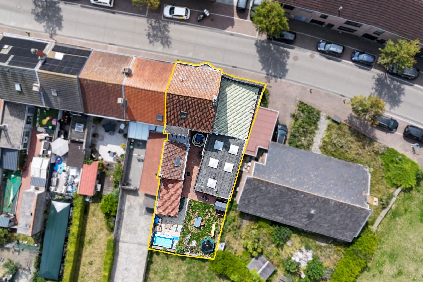 Ruime woning met garage en werkplaats te Zandvoorde foto 2