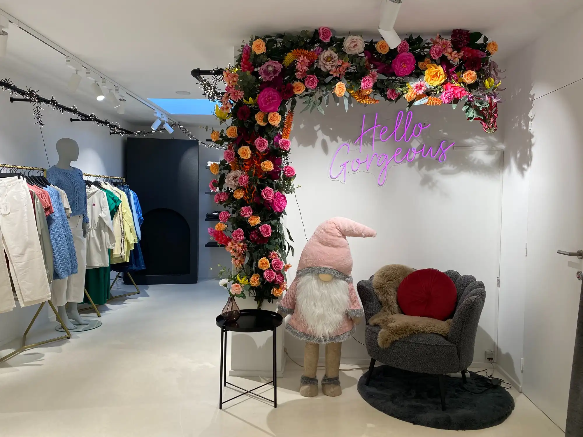 Uiterst centraal gelegen handelspand - topligging Markt foto 6