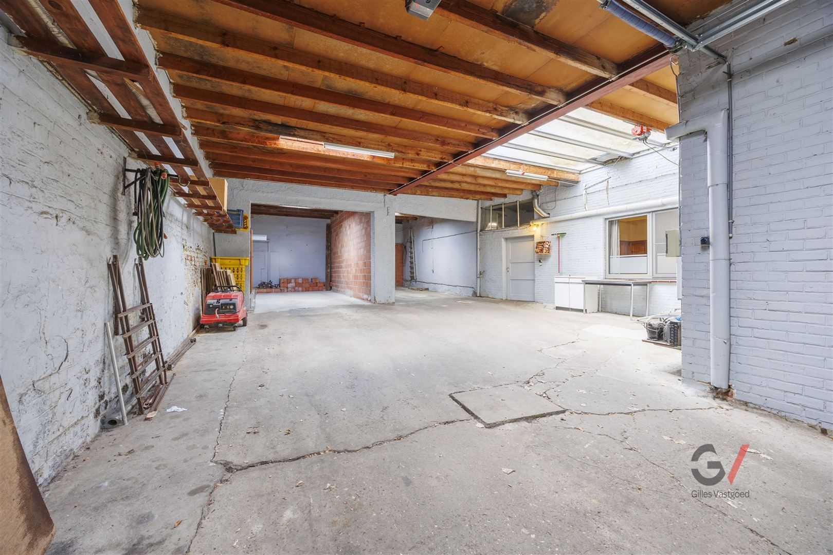 Te koop: Ruime woning in Meerbeek foto 17