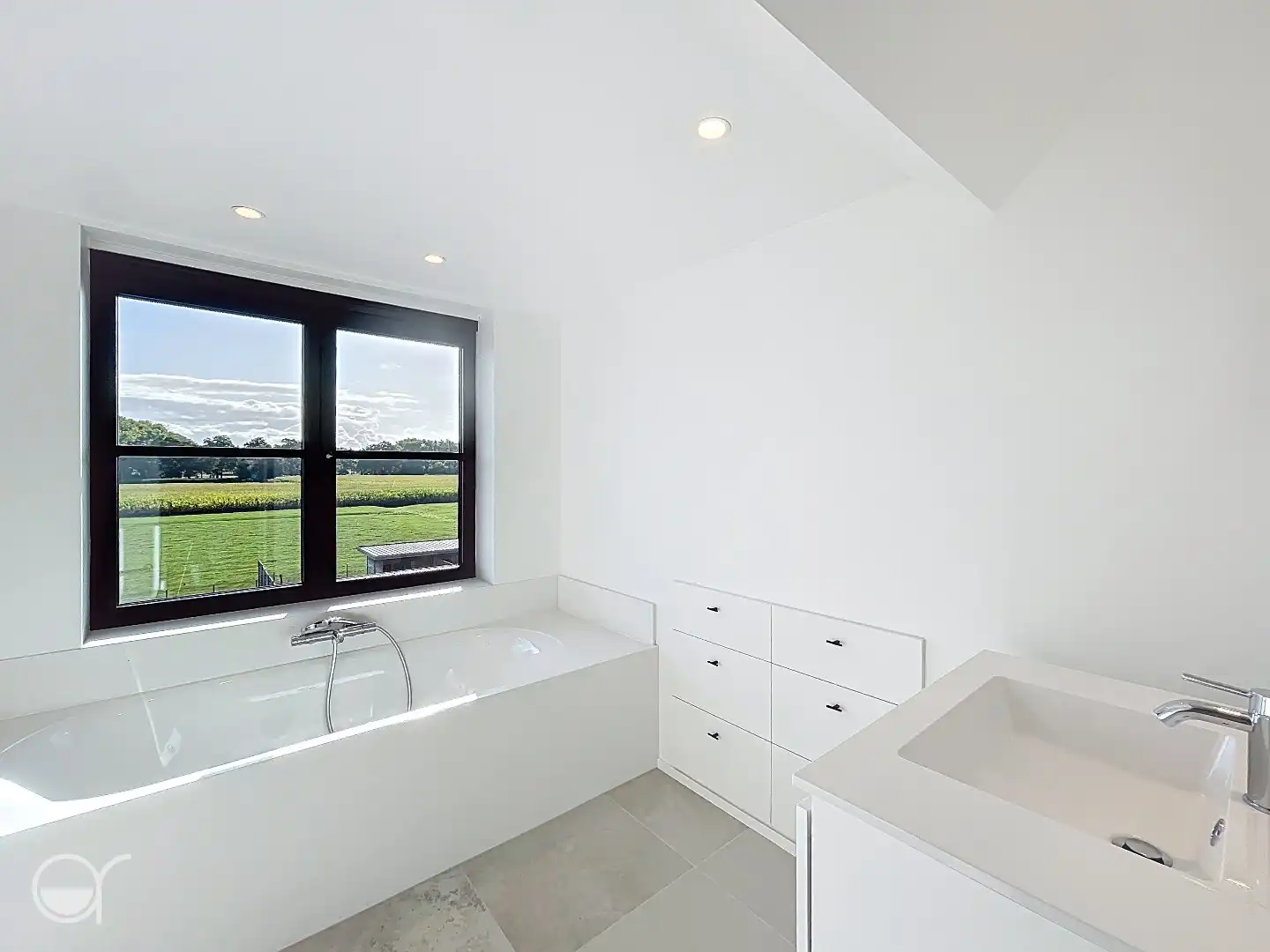 Luxueuze, energiezuinige woning met praktijkruimte/kantoor/hobbyruimte foto 26