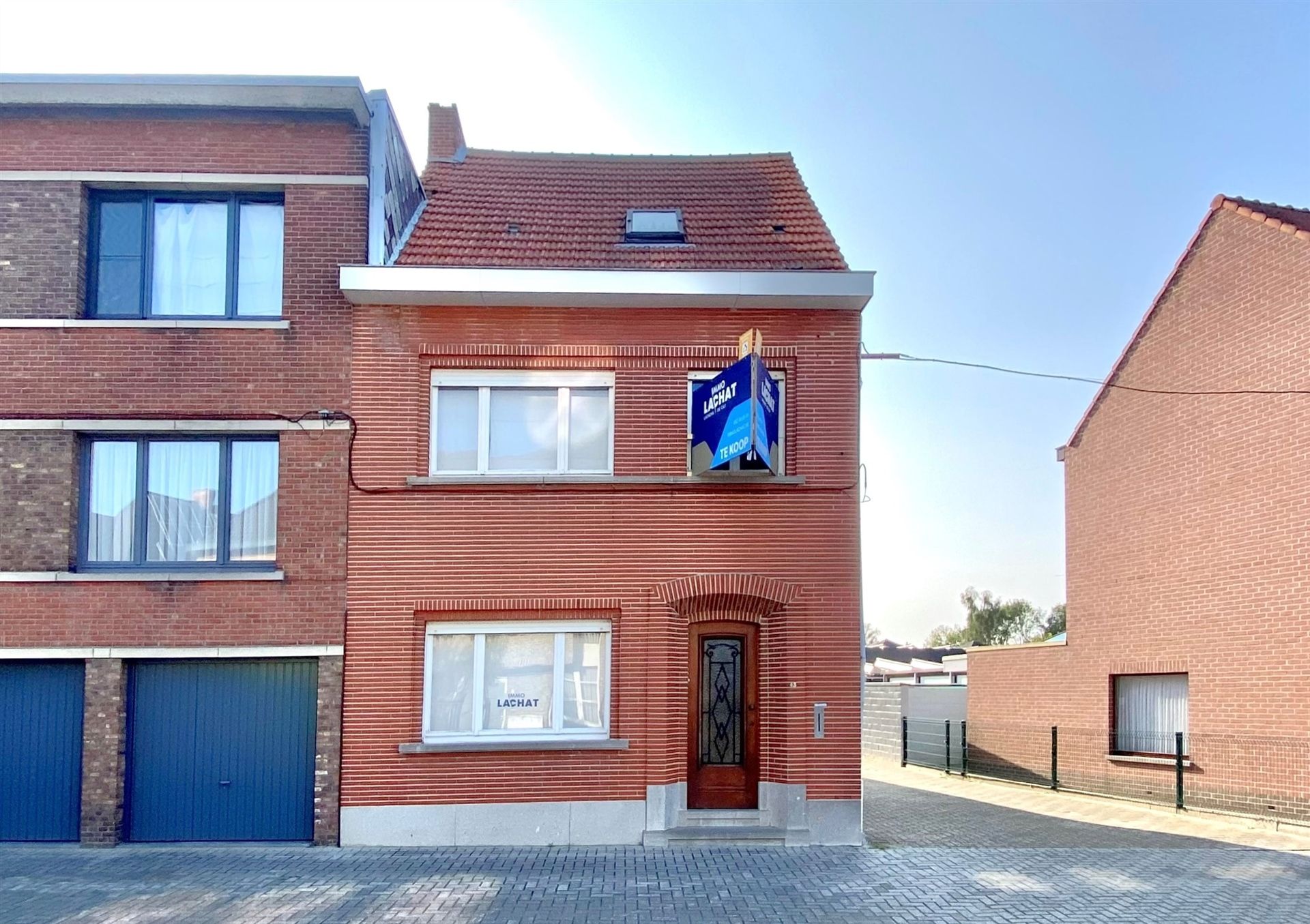 Op te frissen woning met 4 slpk in het centrum foto 1