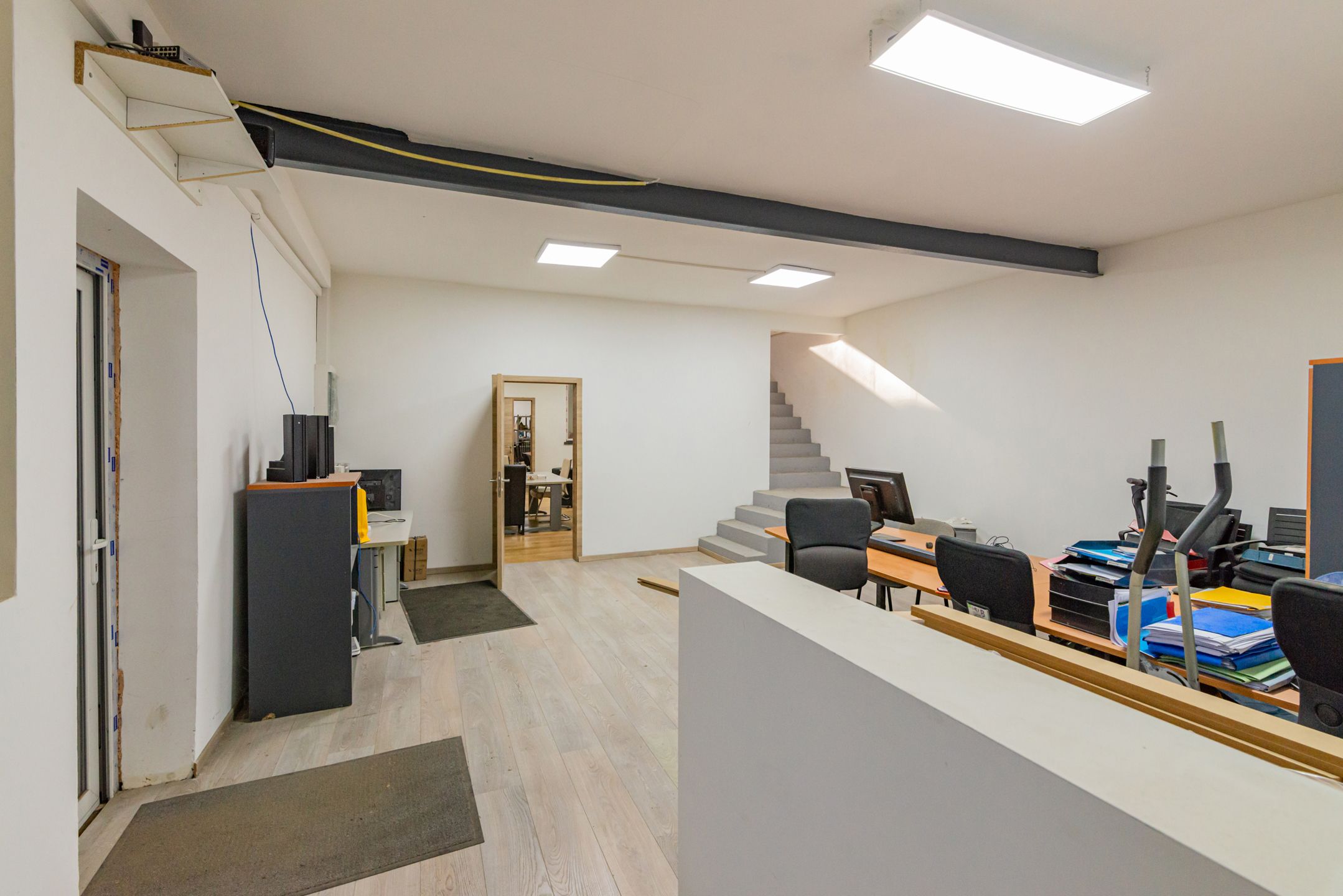 Opbrengsteigendom met 3 appartement + werkruimte foto 38
