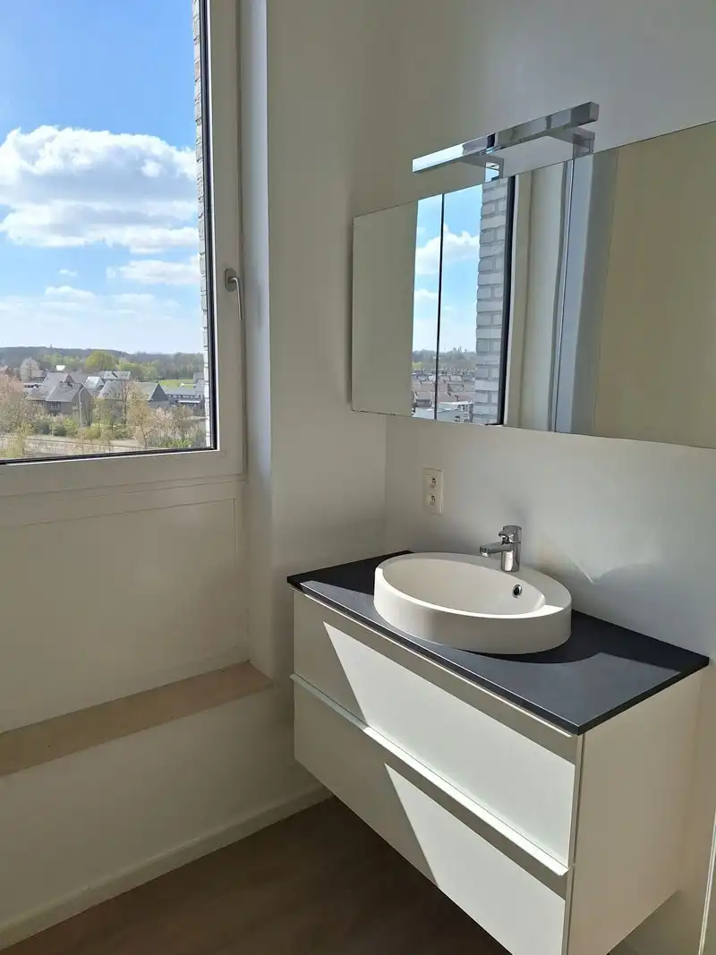 PENTHOUSE met LOFTGEVOEL op een UNIEKE locatie te Hasselt foto 15