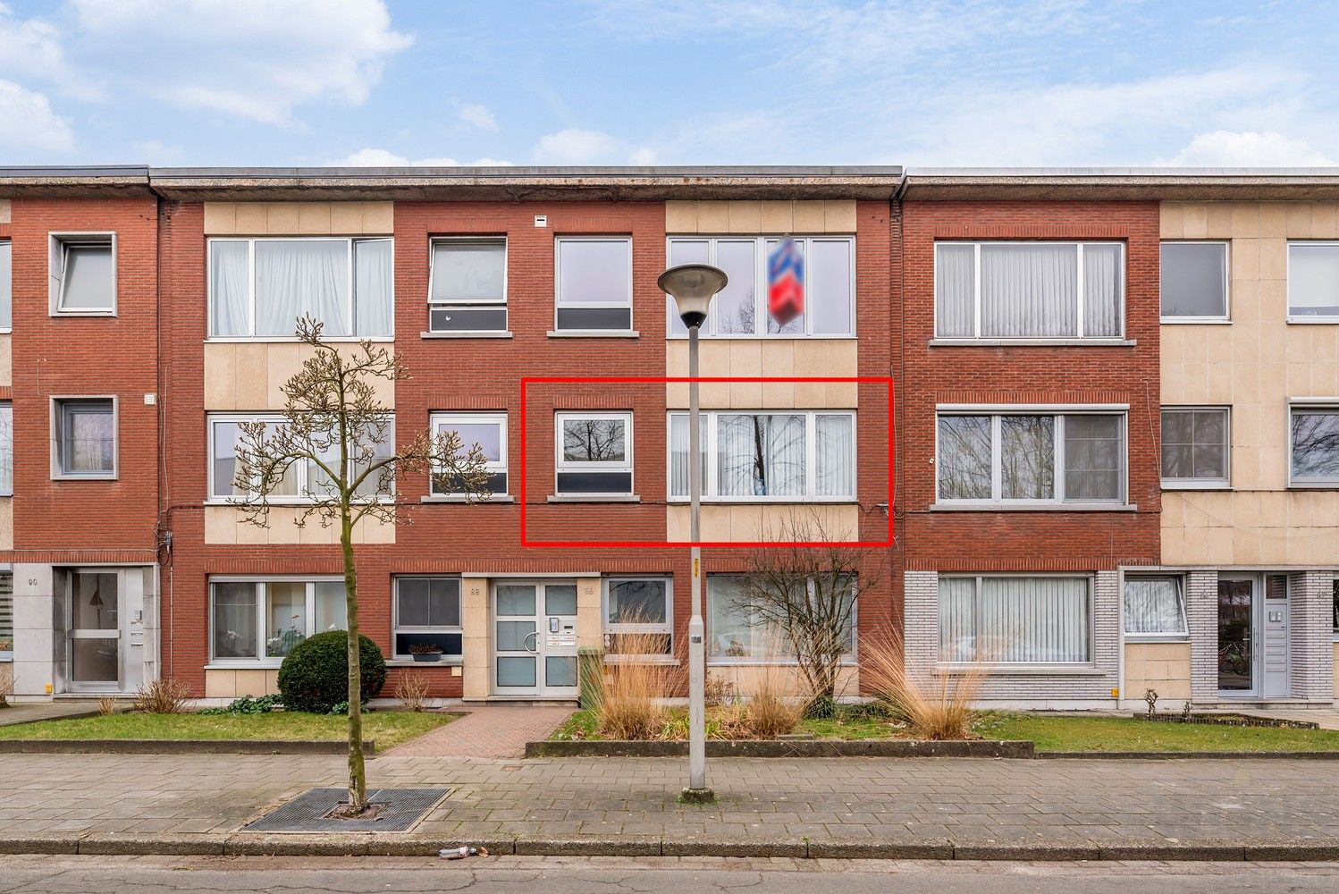 Uiterst verzorgd appartement met garage, rustige locatie! foto {{pictureIndex}}