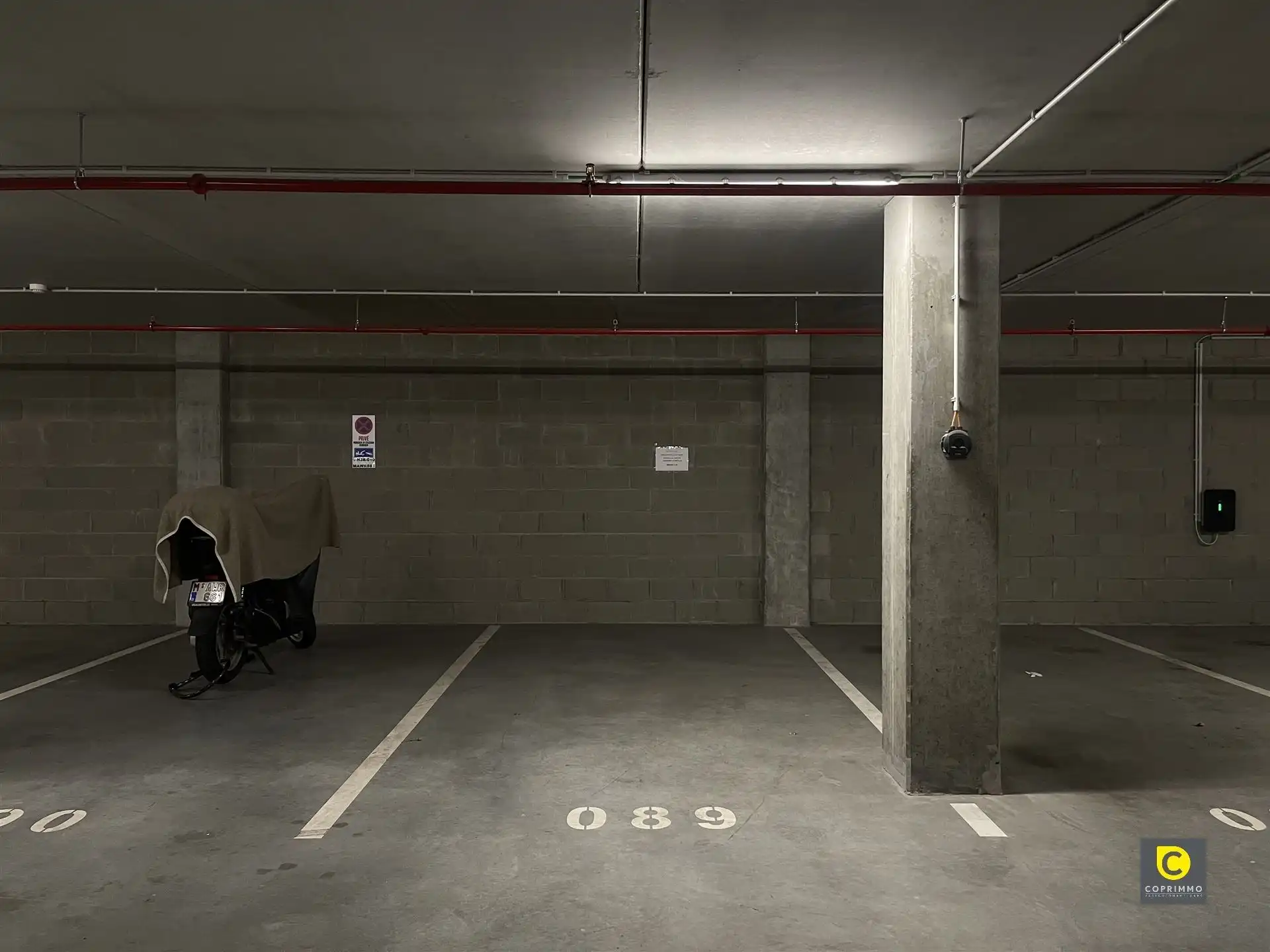 Ondergrondse autostaanplaats foto 2