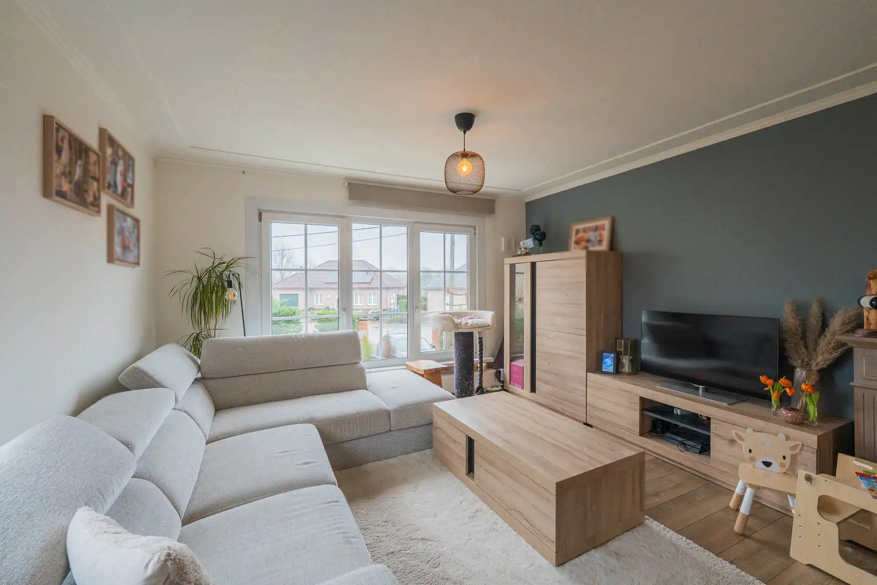 Karaktervolle, vrijstaande woning met mooie tuin foto 3