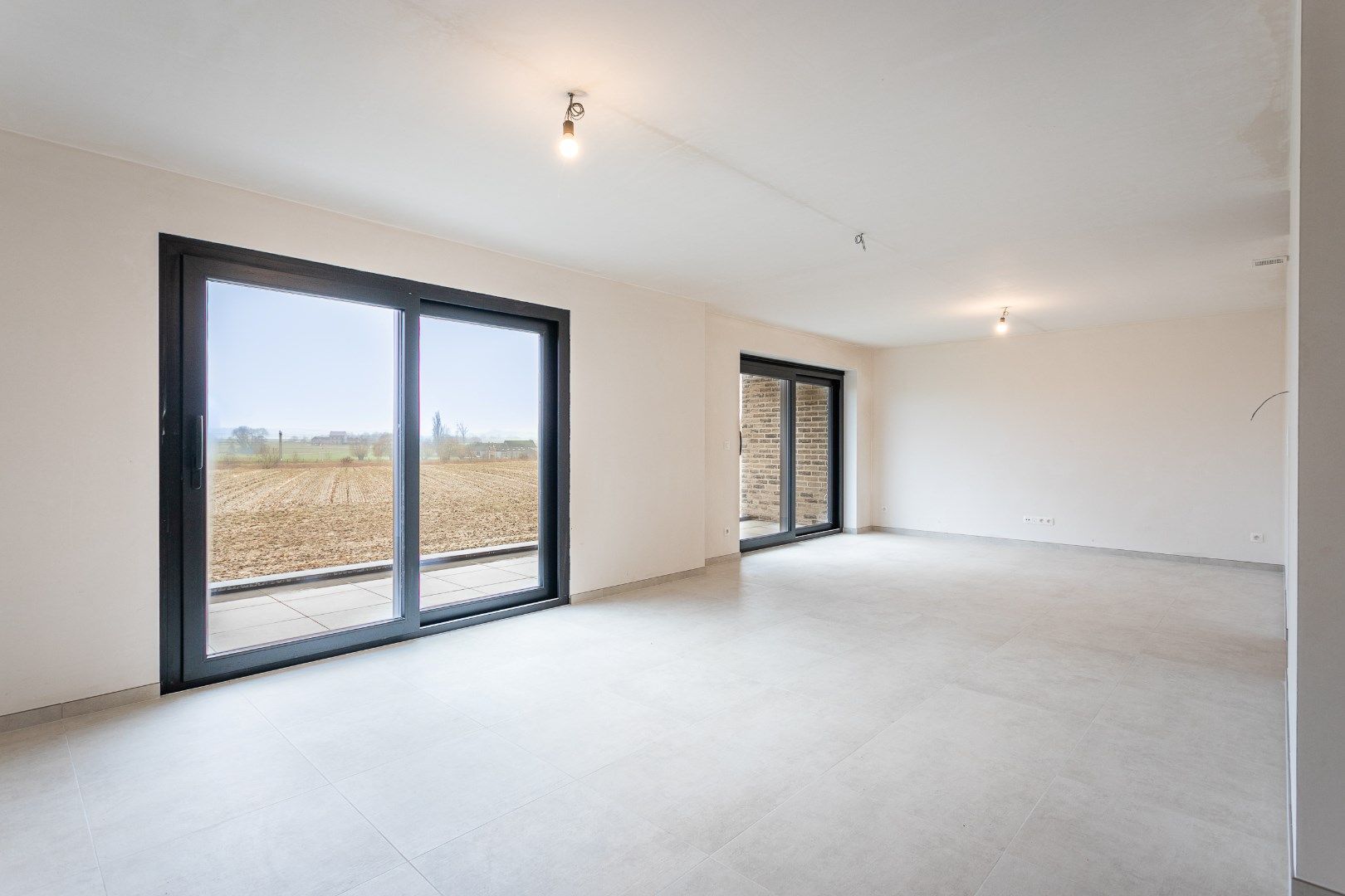Appartement met 1 slpk, tuin en parkeerplaats foto 5