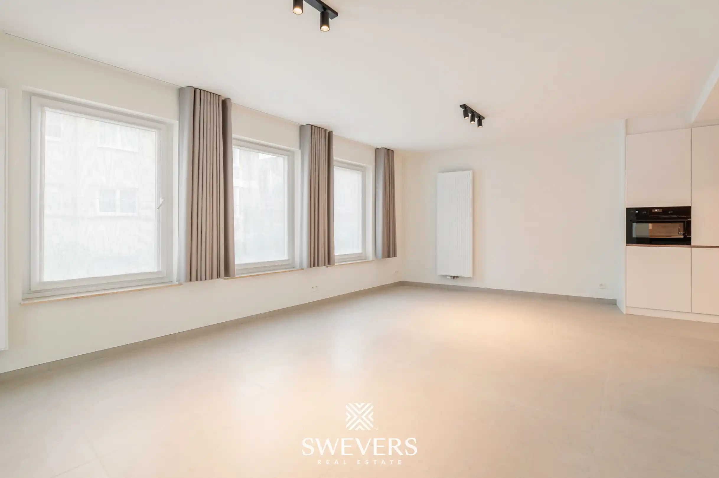 Recent gerenoveerd 2 slpk appartement met terras vlakbij centrum Hasselt foto 3