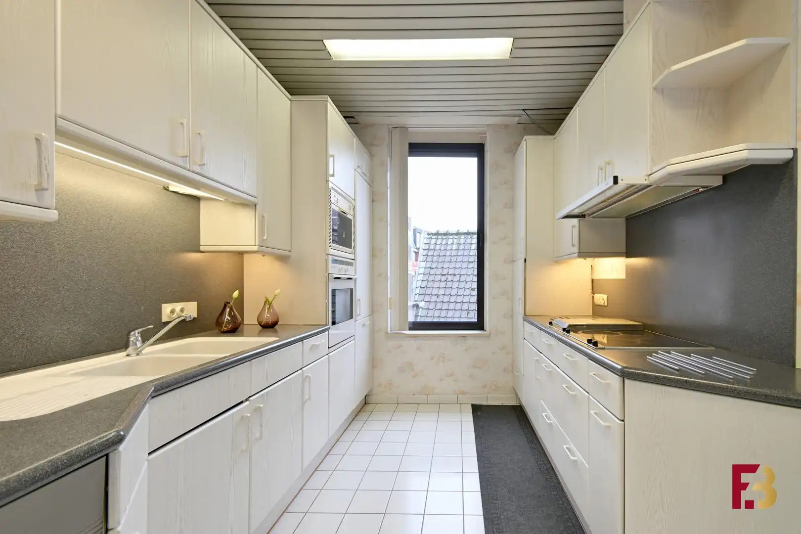 Handelspand met luxueus duplex appartement in het hartje van de Vlaamse Ardennen foto 15