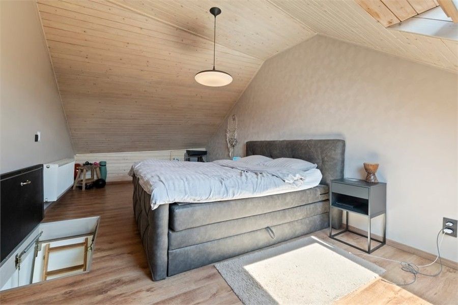 ENERGIEZUINIGE STADSWONING MET ZONNEPANELEN IN HET CENTRUM VAN SINT-TRUIDEN foto 22