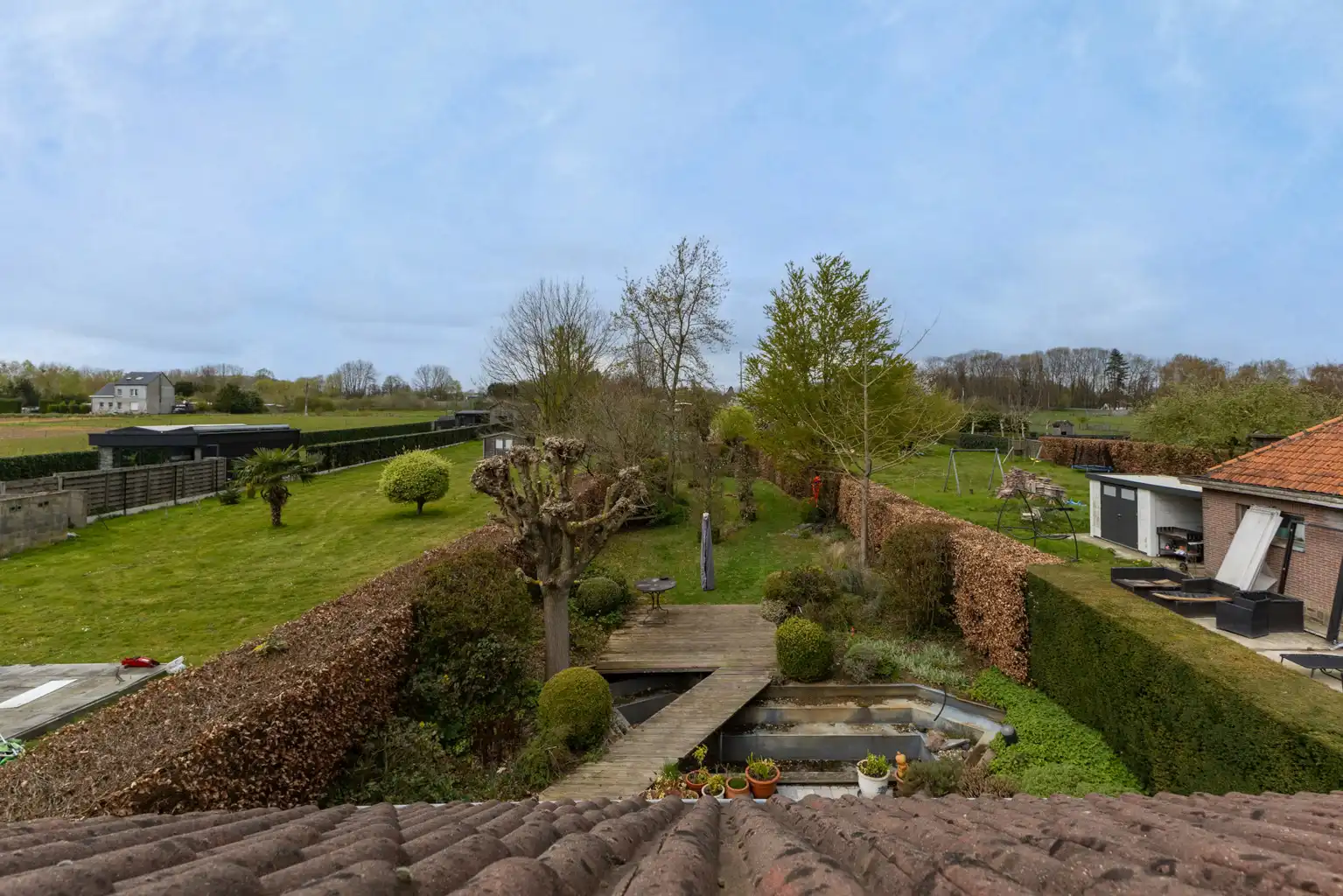 Ruime woning: 5 slpks, garage en grote tuin op toplocatie foto 17