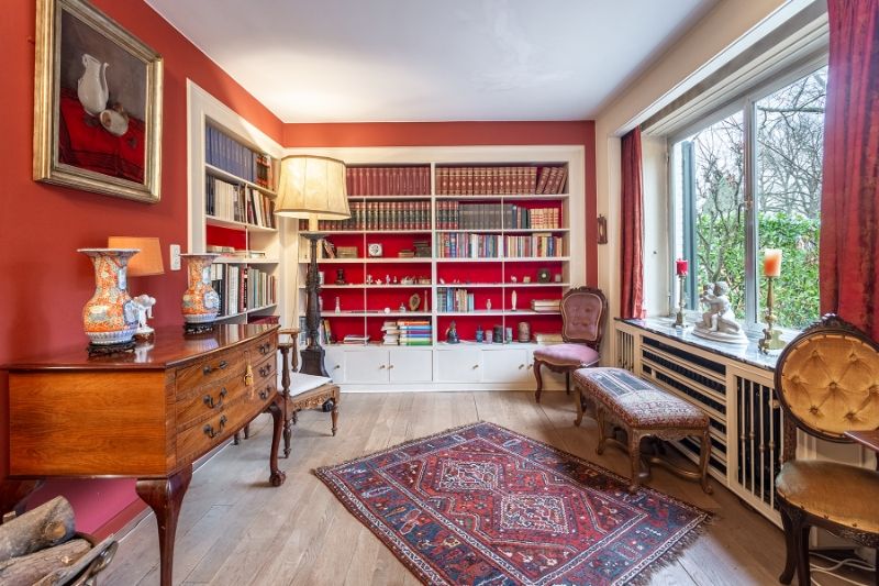 Toplocatie! Uiterst charmante villa met een zee van ruimte, Z-W tuin! foto 7