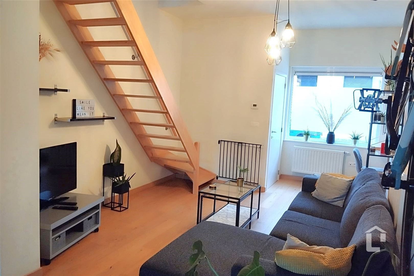 Instapklare, gerenoveerde woning tussen Wondelgem en Gent foto 2