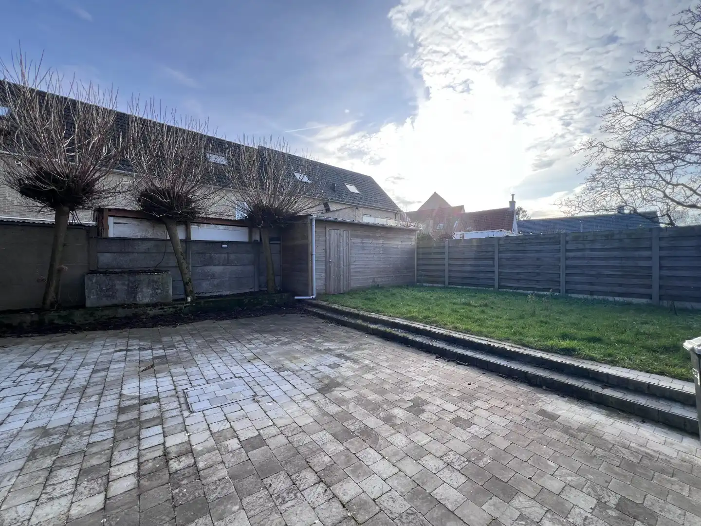 Ruime en lichtrijke woning met tuin te huur in Zomergem foto 22