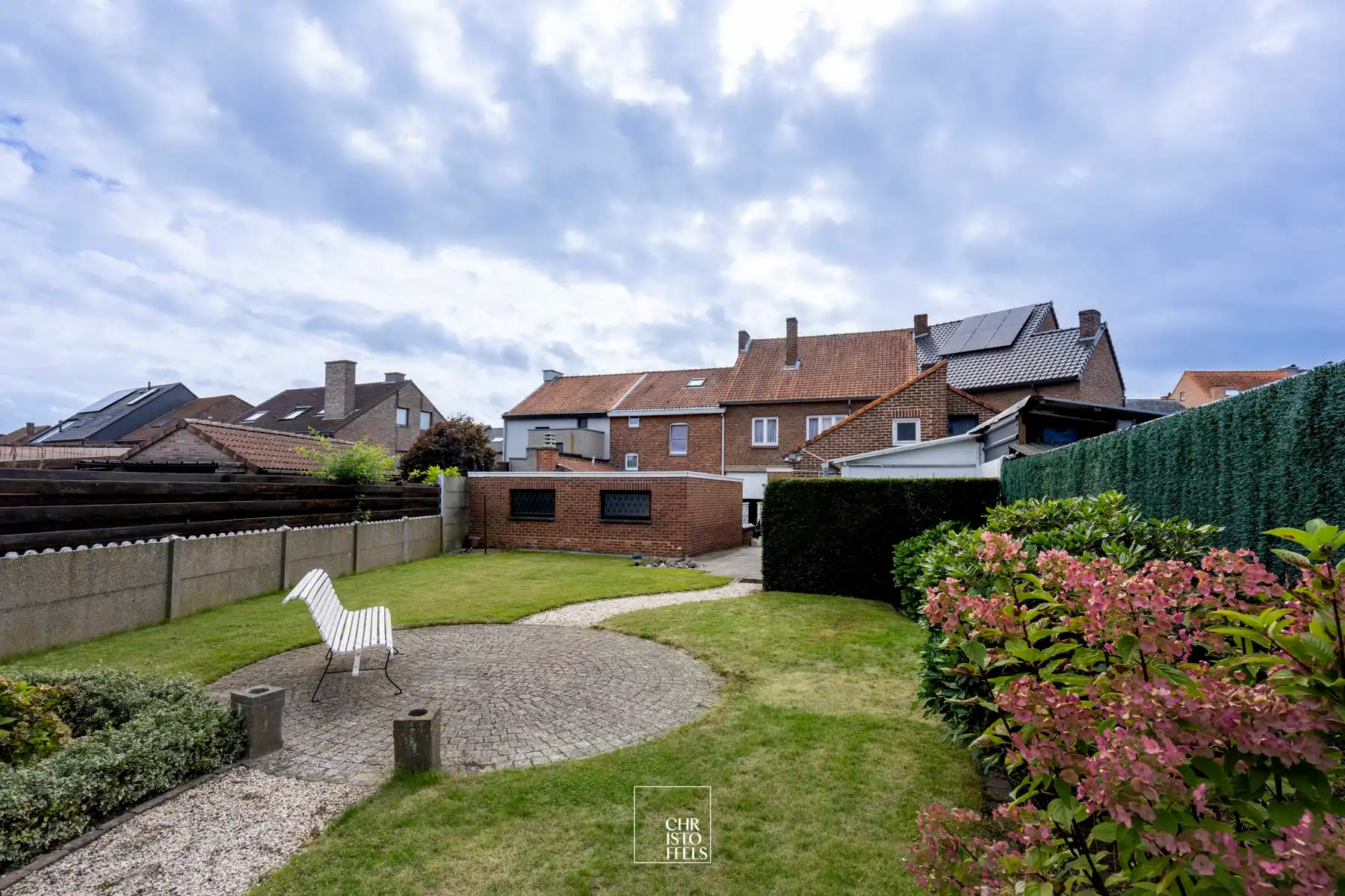 Woning met tuin en garage nabij Lanaken-centrum! foto 9