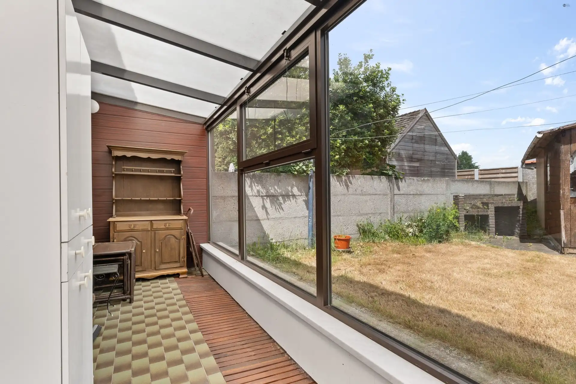 degelijke woning met veel mogelijkheden foto 11