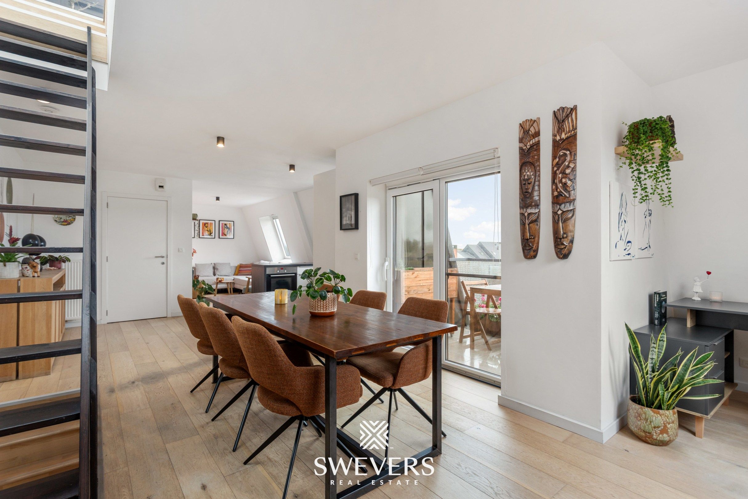 Ruim appartement (125m²) met 3 slpk in hartje Leopoldsburg foto 9