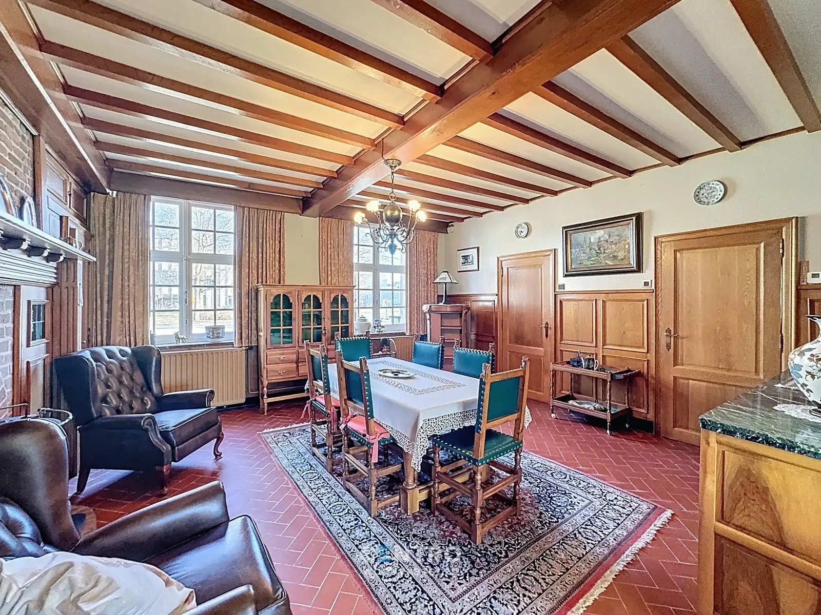 Uiterst CHARMANTE woning aan INTERESSANTE prijs te Brugge! foto 5