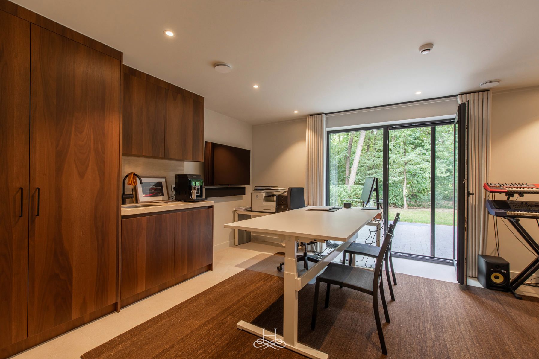 Luxueus villa appartement met riant dakterras en tuin foto 28