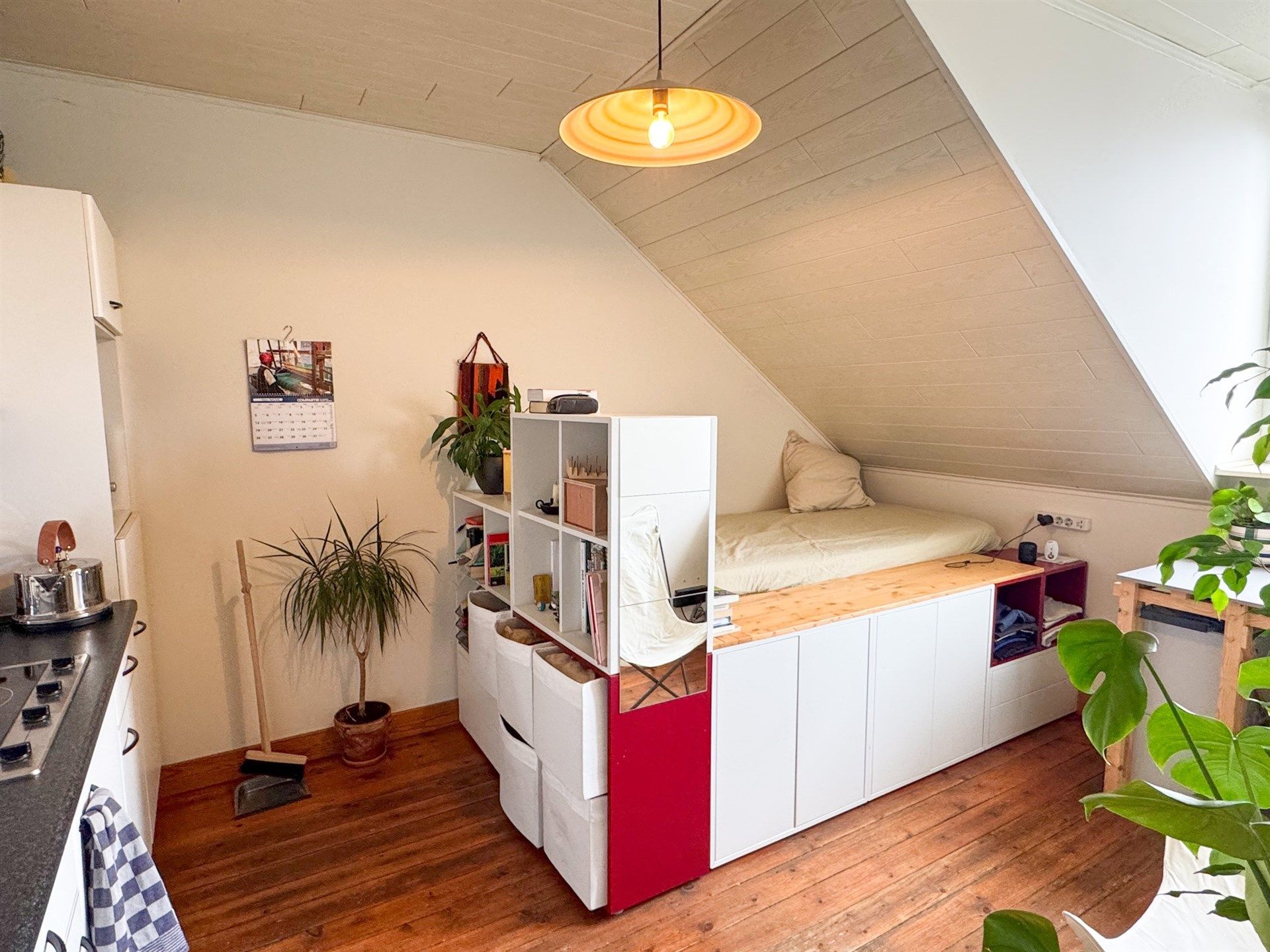 Gezellige studio in centrum Antwerpen! foto {{pictureIndex}}