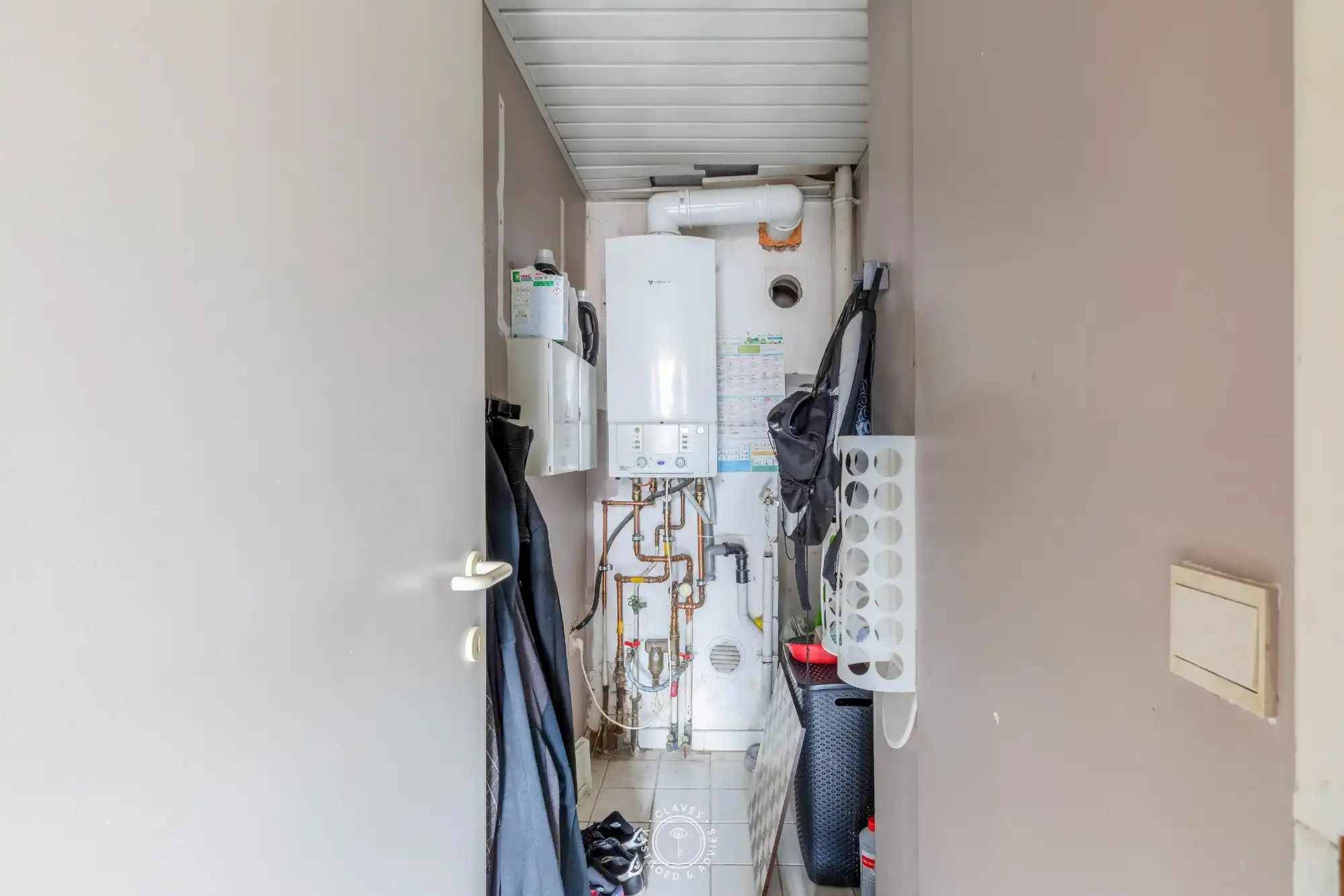 Lichtrijk tweeslaapkamerappartement met autostaanplaats op toplocatie foto 8