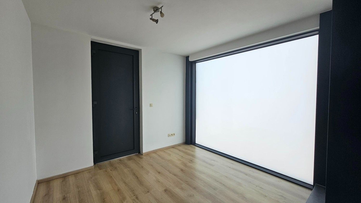 Een schitterend appartement met ruim en rustig terras op de eerste verdieping van “Residentie Ta Pagonia”. foto 3