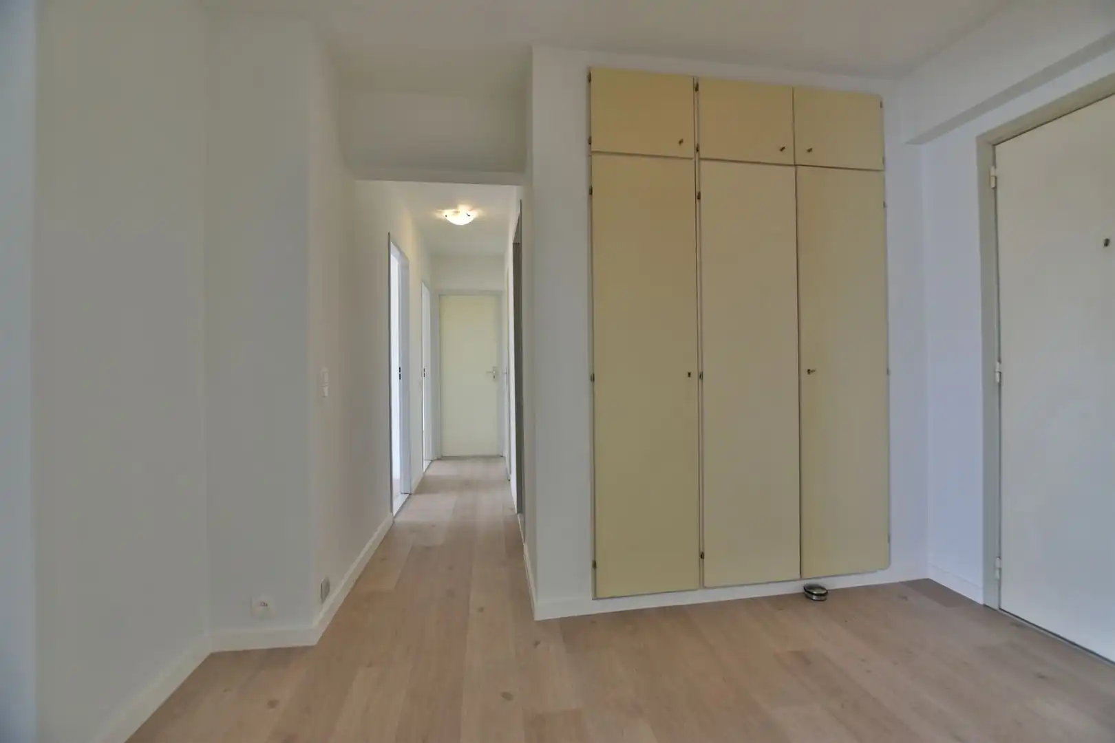 Stijlvol vernieuwd appartement met uniek zicht op de Brusselse Forten foto 17