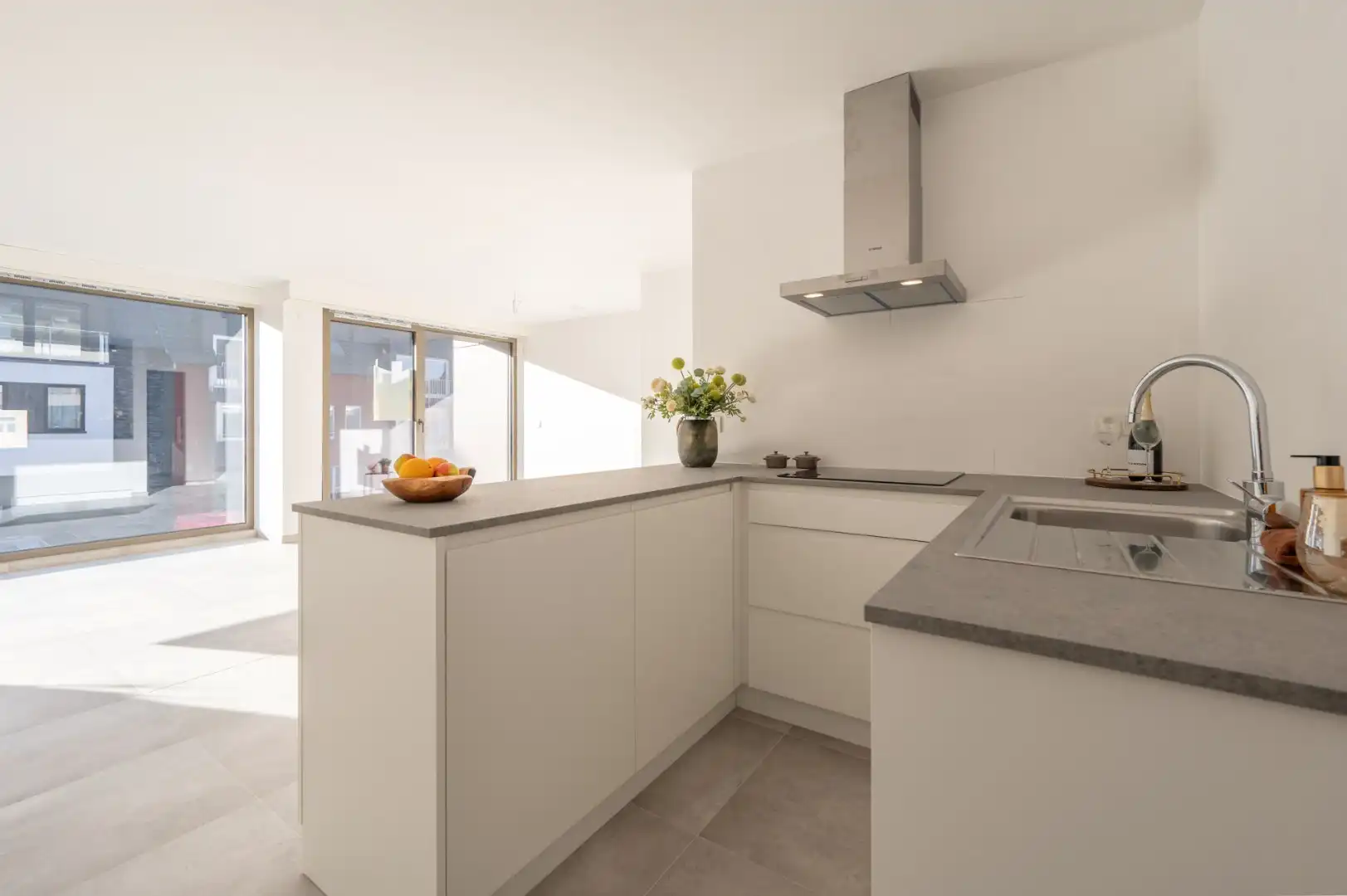 KOOP NU EN GENIET VAN BIJZONDERE VOORWAARDEN* foto {{pictureIndex}}