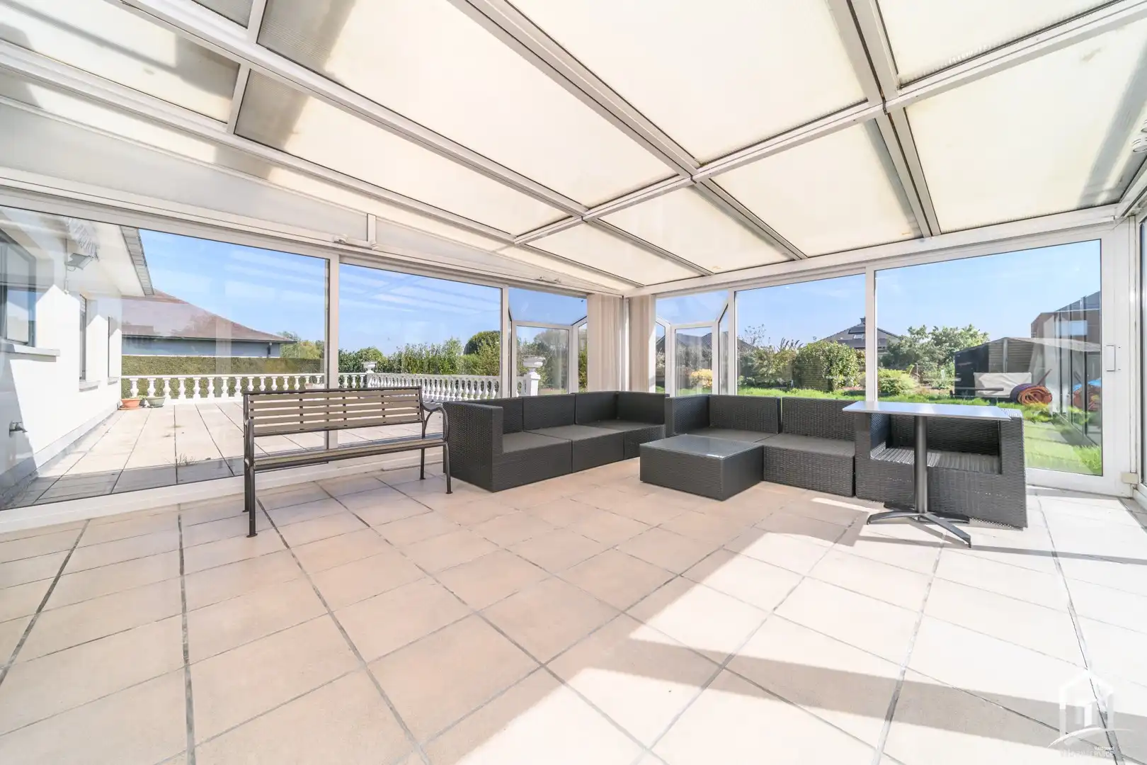 Gezinswoning met ruime garage/werkruimte op centrale locatie te Mere foto 15