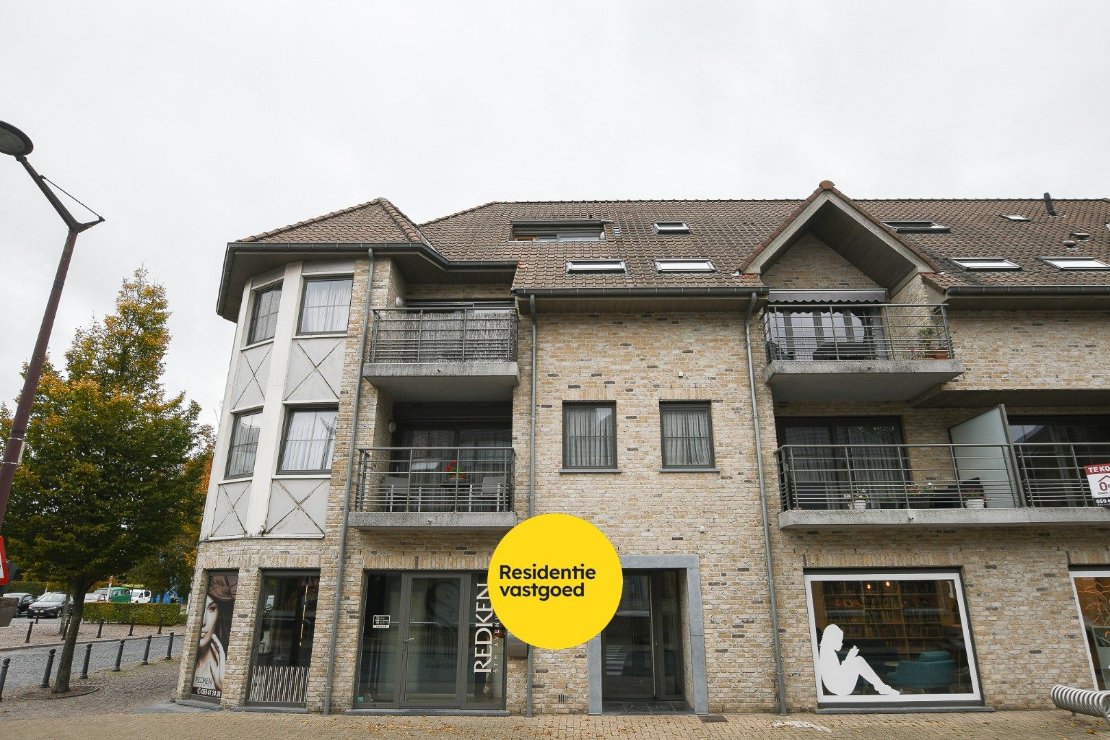 Recent appartement met 3 slaapkamers in het centrum van Eernegem foto 12