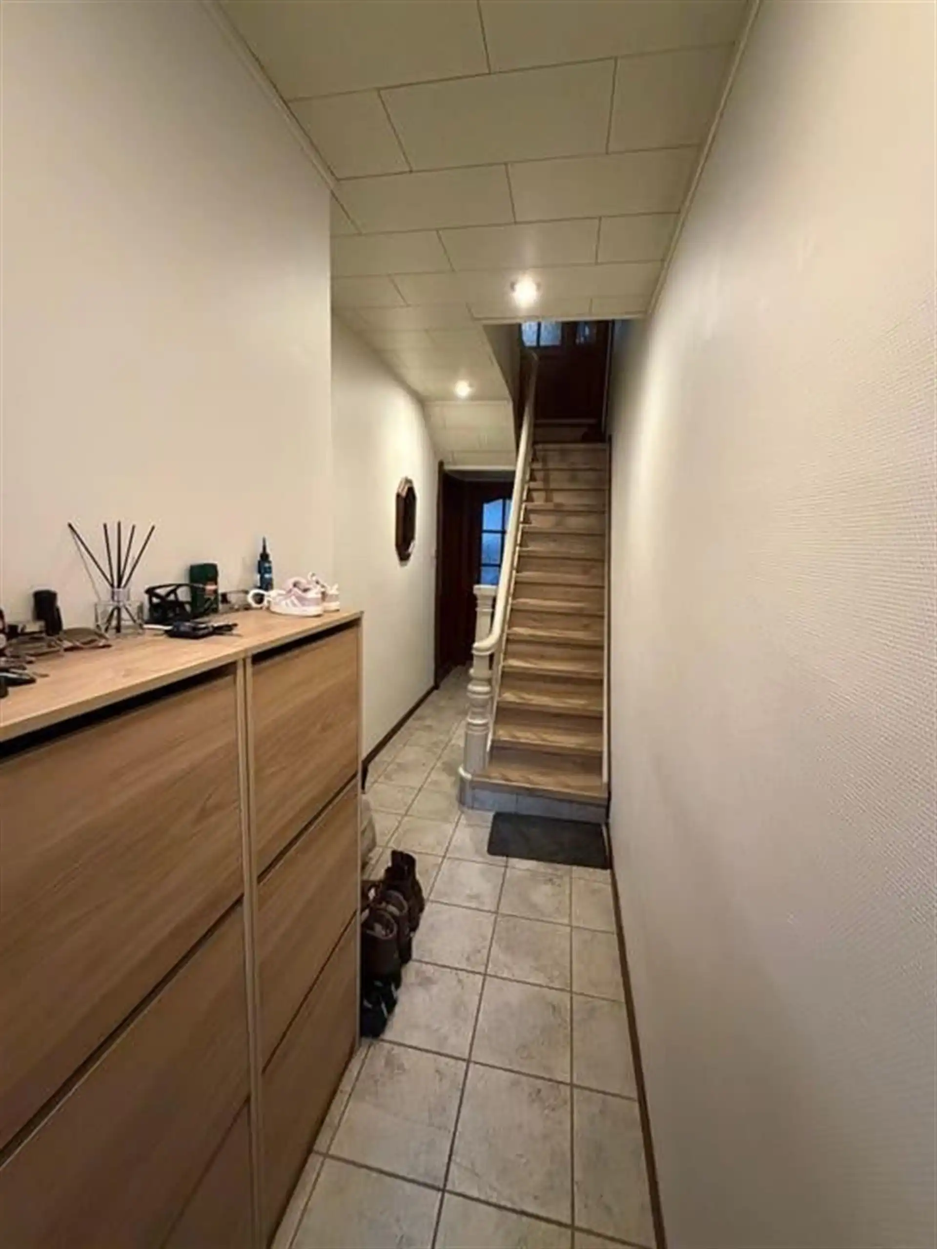 Ruime woning met zonnige tuin! foto 2