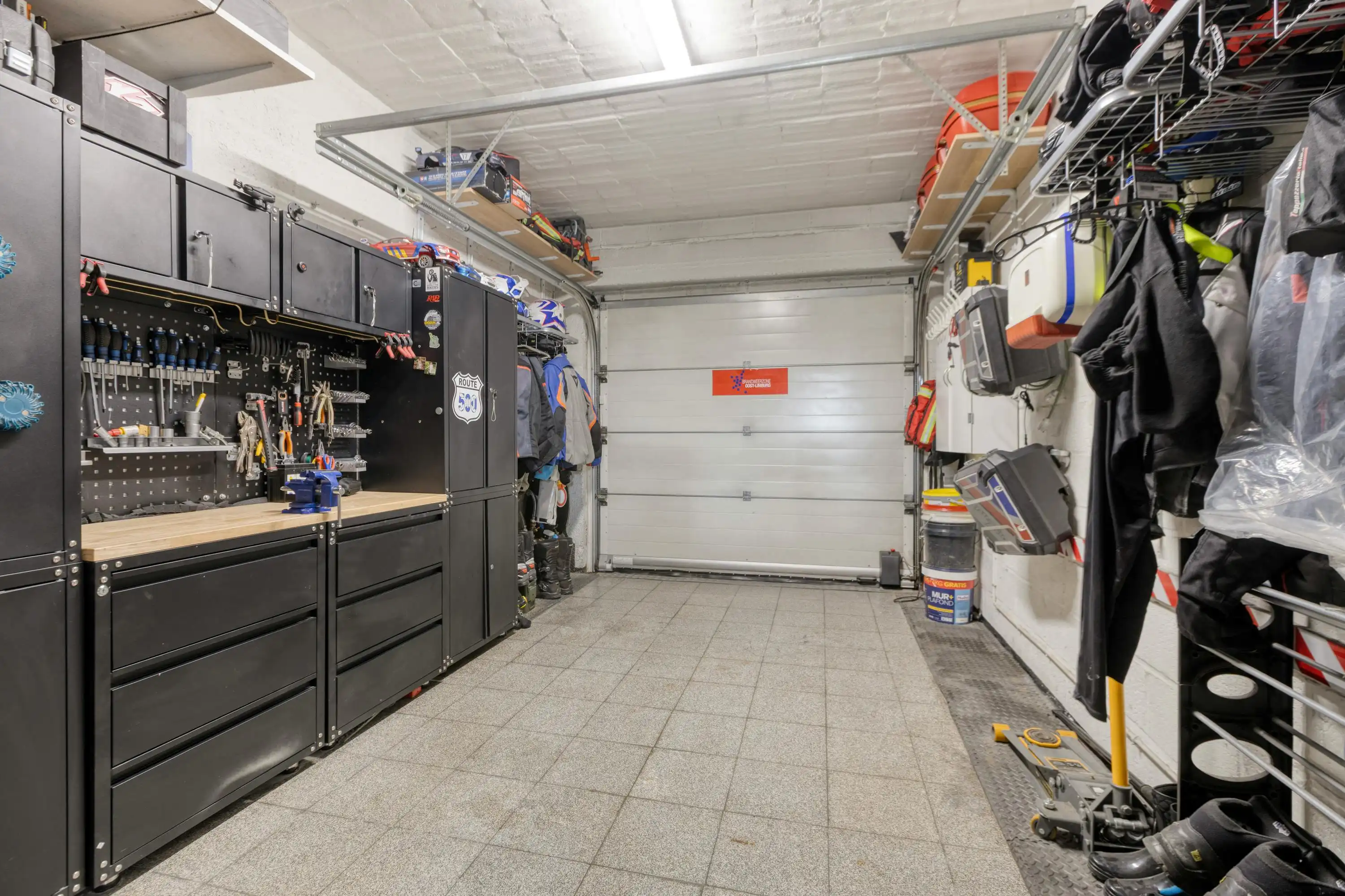 Instapklare woning met 5 slaapkamers in Bilzen-Hoeselt foto 23