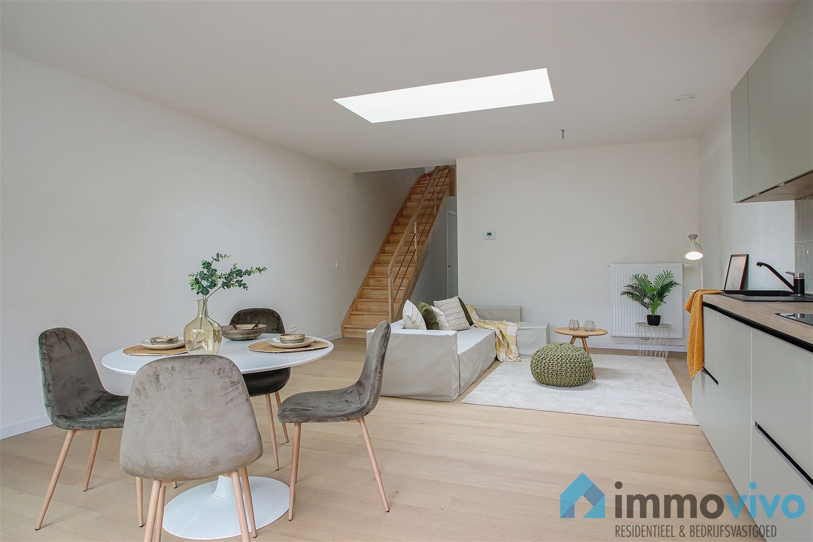 Instapklare, volledig gerenoveerde woning met zonnepanelen in Niel. foto 2