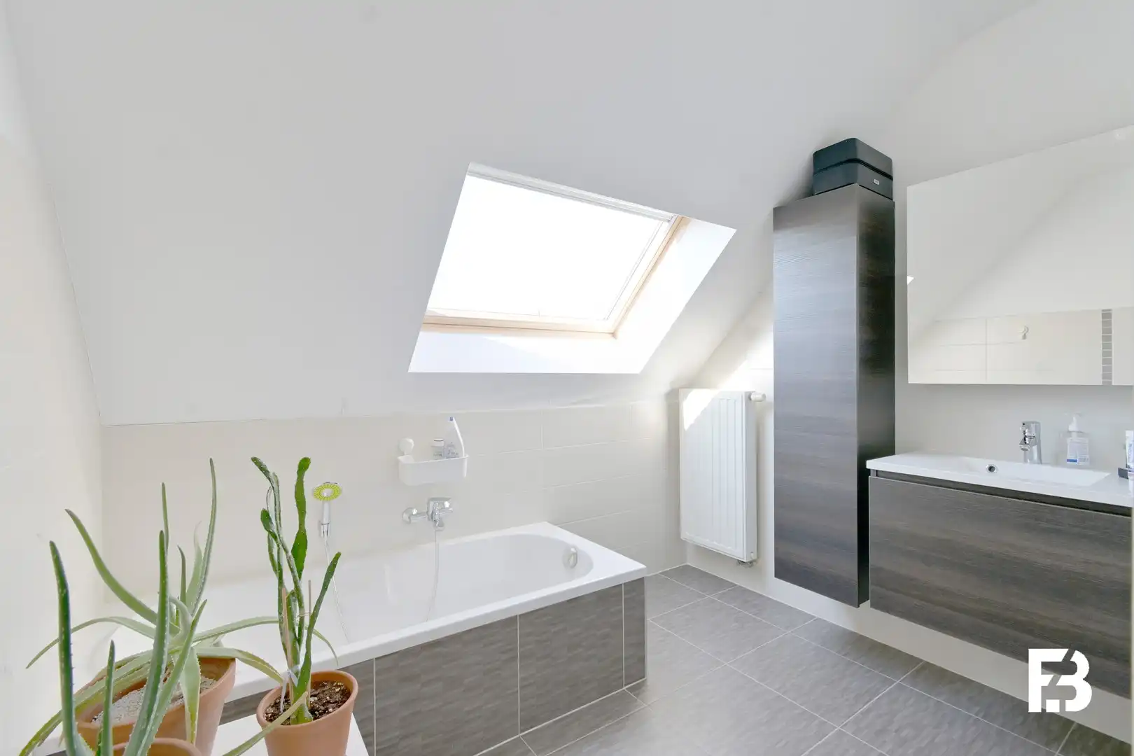 Ruime duplex met terras en vrij uitzicht in Zwijnaarde foto 15