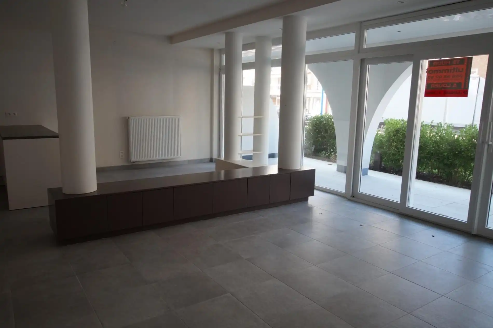 Ruim 2 slaapkamer appartement op een centrale ligging te KOKSIJDE BAD foto 2