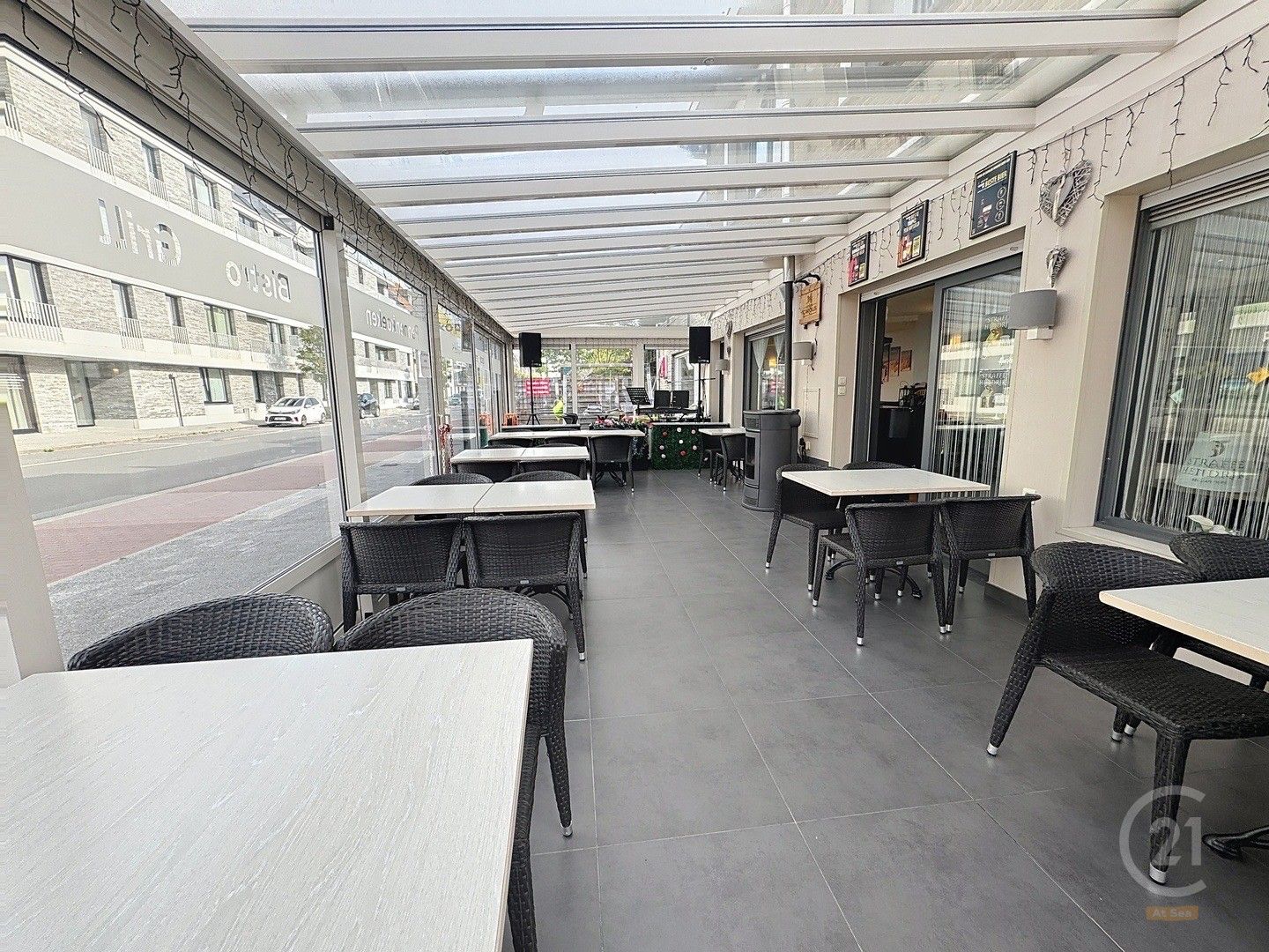 Instapklare horecazaak met woonst op toplocatie in Westende foto 11