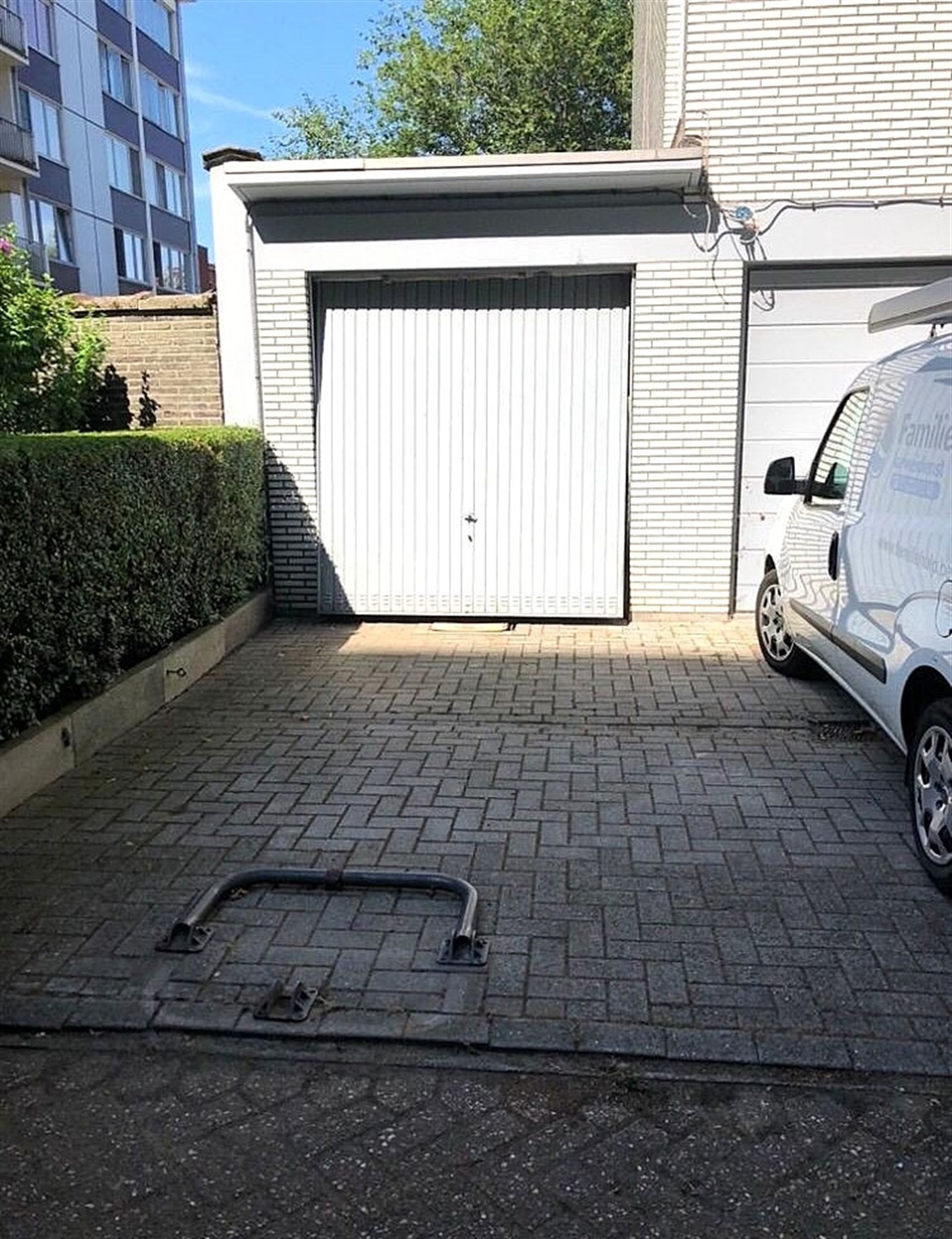 ()=>{if(producerUpdateValueVersion(node),producerAccessed(node),node.value===ERRORED)throw node.error;return node.value} Lodewijk van Berckenlaan 169/Garage - 2140 BORGERHOUT