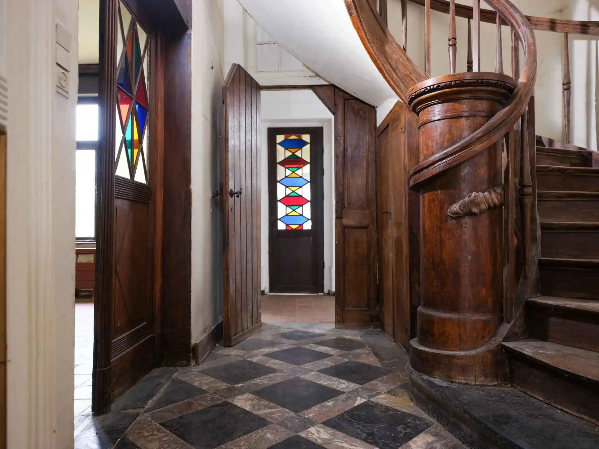 Statige stadswoning met authentieke charme en stadstuin foto 5