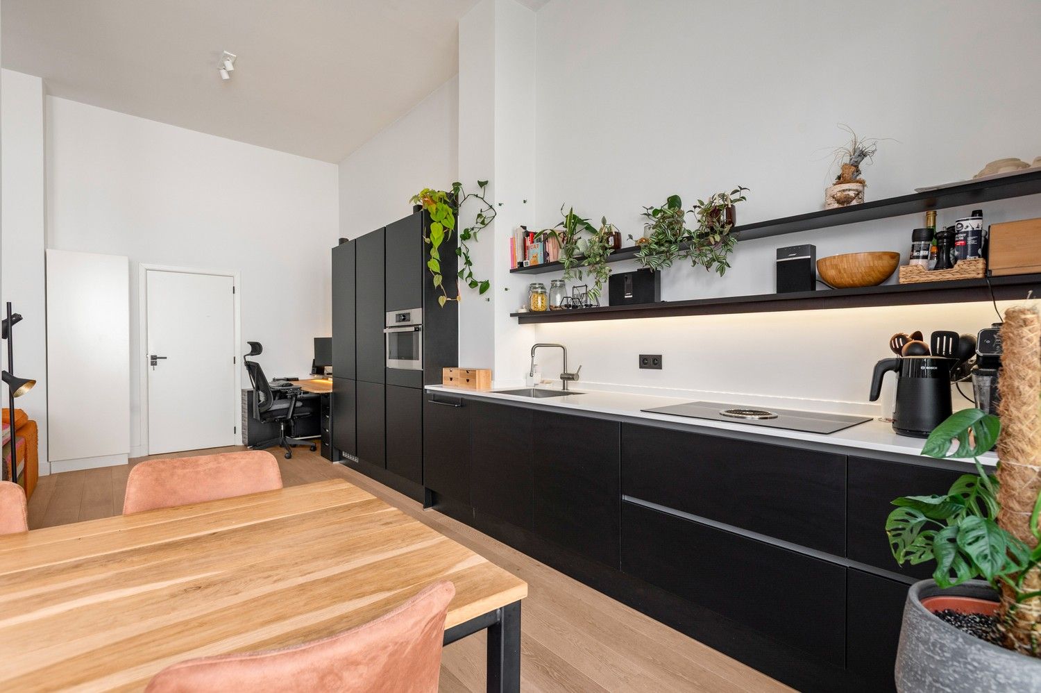 Prachtig gelijkvloers appartement met toffe stadstuin in Antwerpen! foto 9