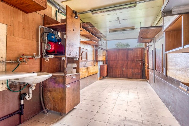 Op te frissen woning met potentieel gelegen in een rustige buurt TE KOOP in Desselgem. foto 14