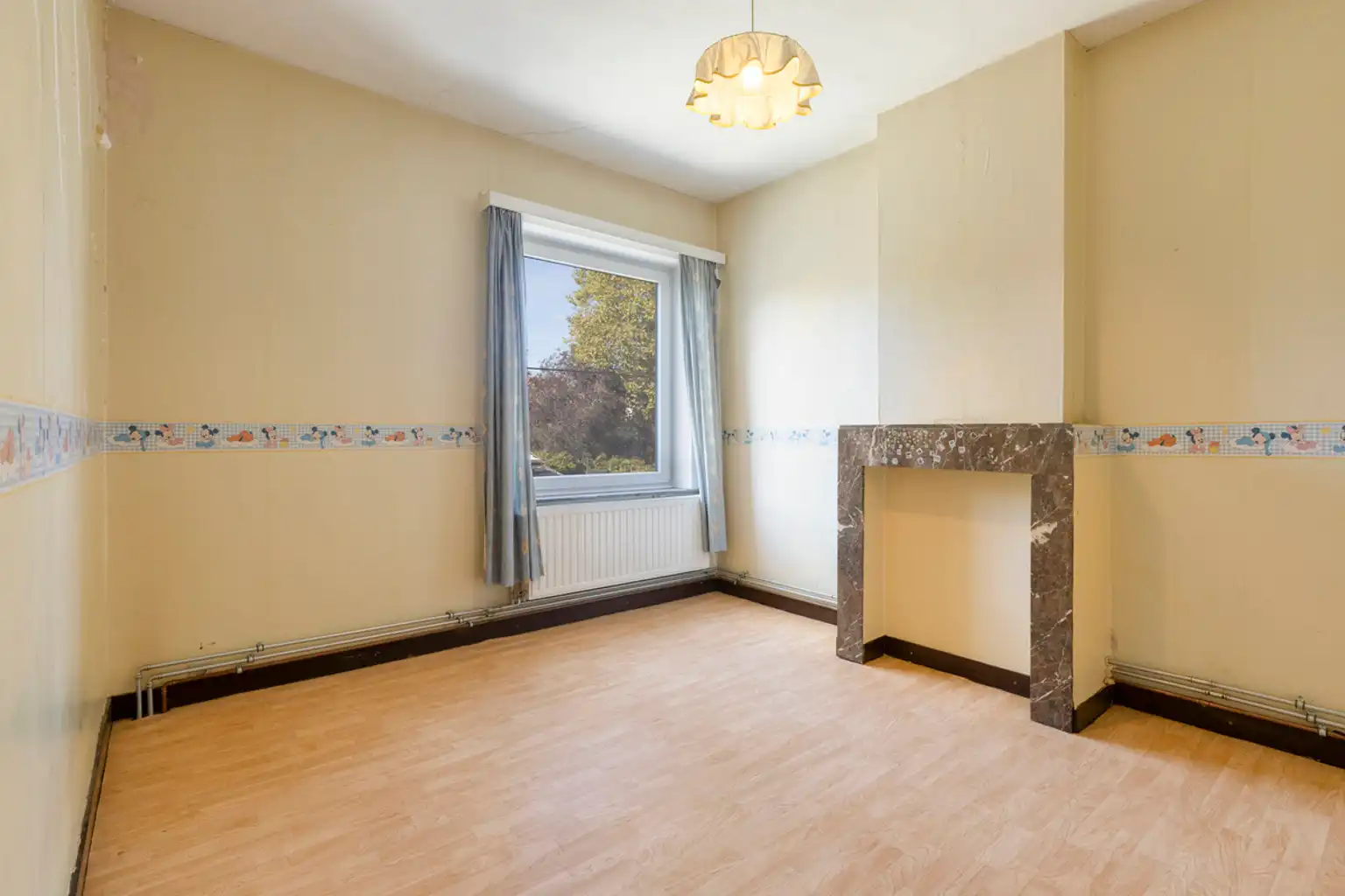 Karaktervolle tweegevelwoning in zeer gegeerde wijk foto 11
