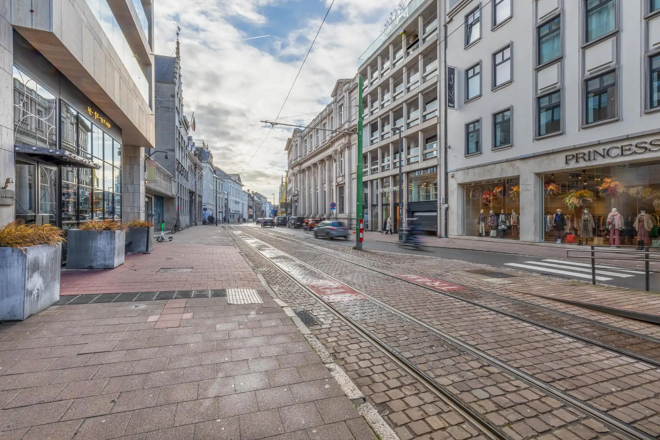 Exclusief gemeubeld loft-appartement TE HUUR op AAA+ locatie foto 26