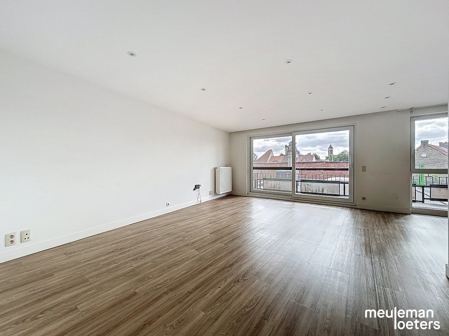 Lichtrijk appartement met drie slaapkamers foto 4