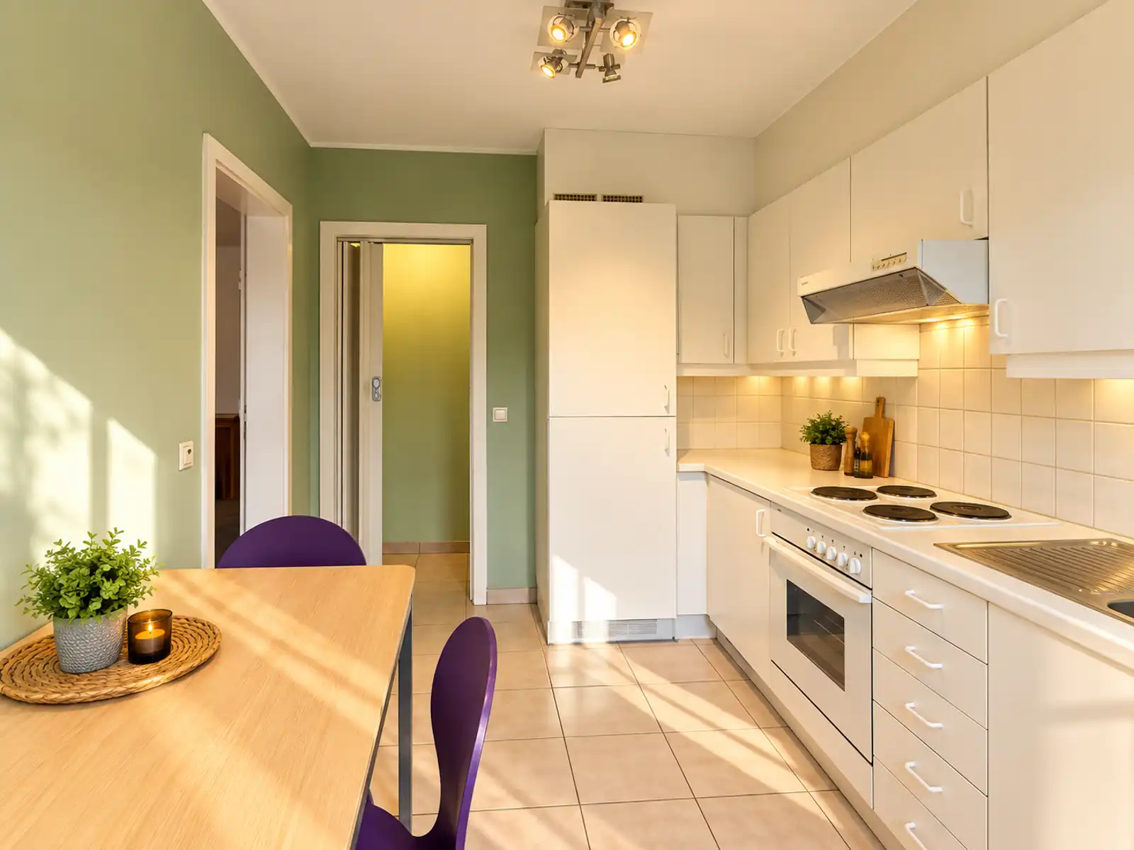 Instapklaar appartement met 2 slaapkamers en terras foto 5