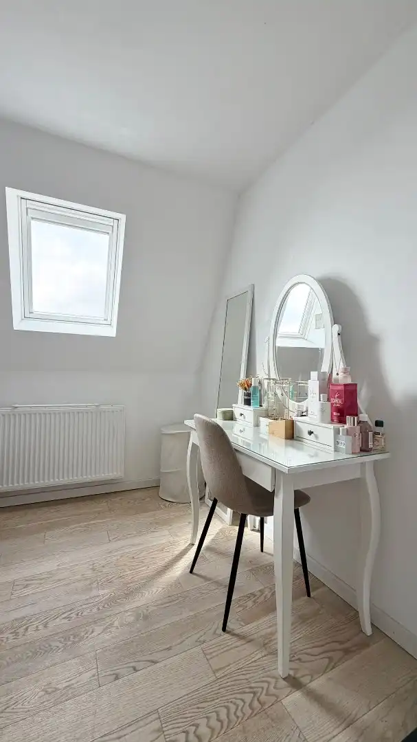 Instapklare, volledig gerenoveerde en energiezuinige woning te koop in het charmante Mesen! foto 11