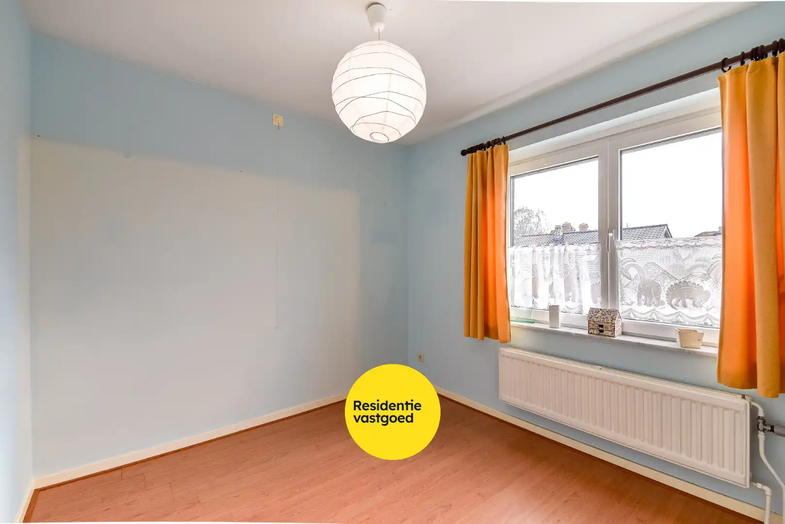 Ruime te renoveren villa op rustige ligging foto 16